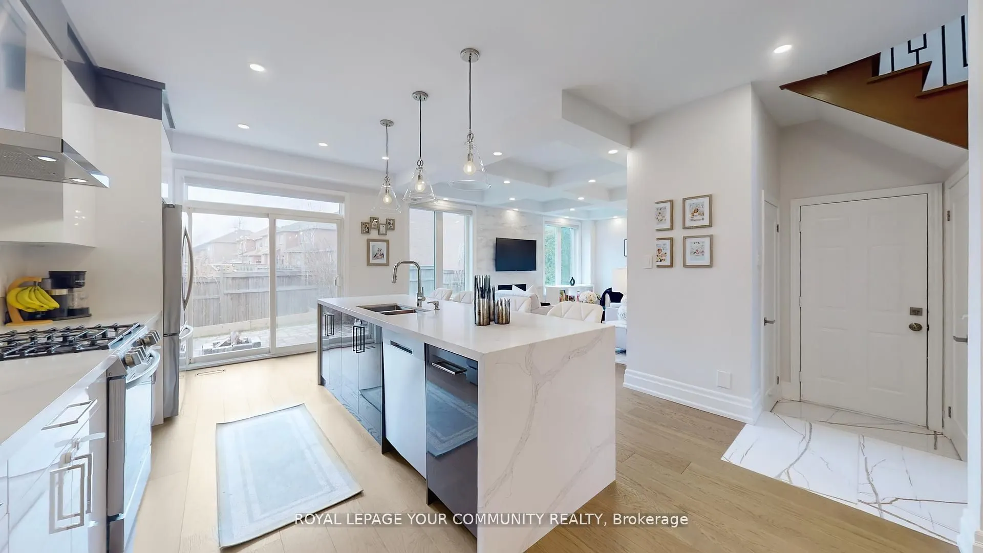 100 Grand Oak Drive