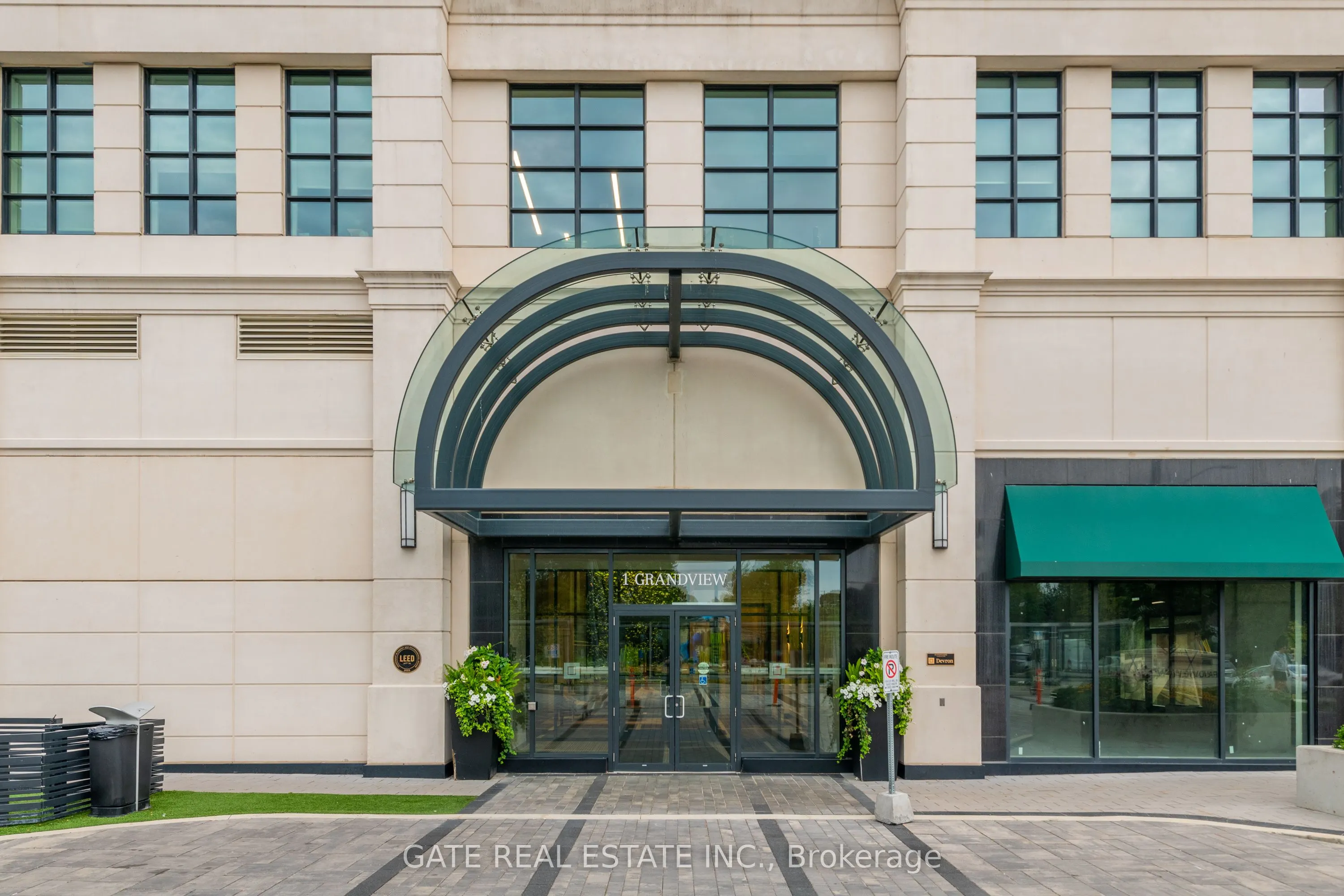 1 Grandview Avenue, #511