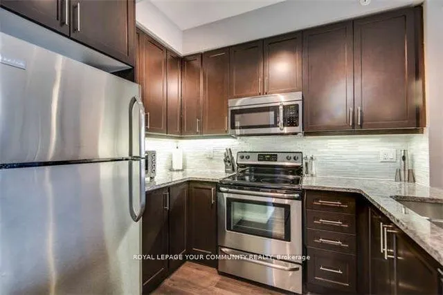 9255 Jane Street, #914