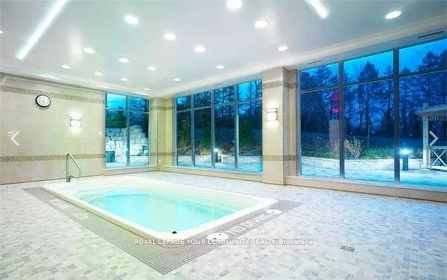 9255 Jane Street, #914
