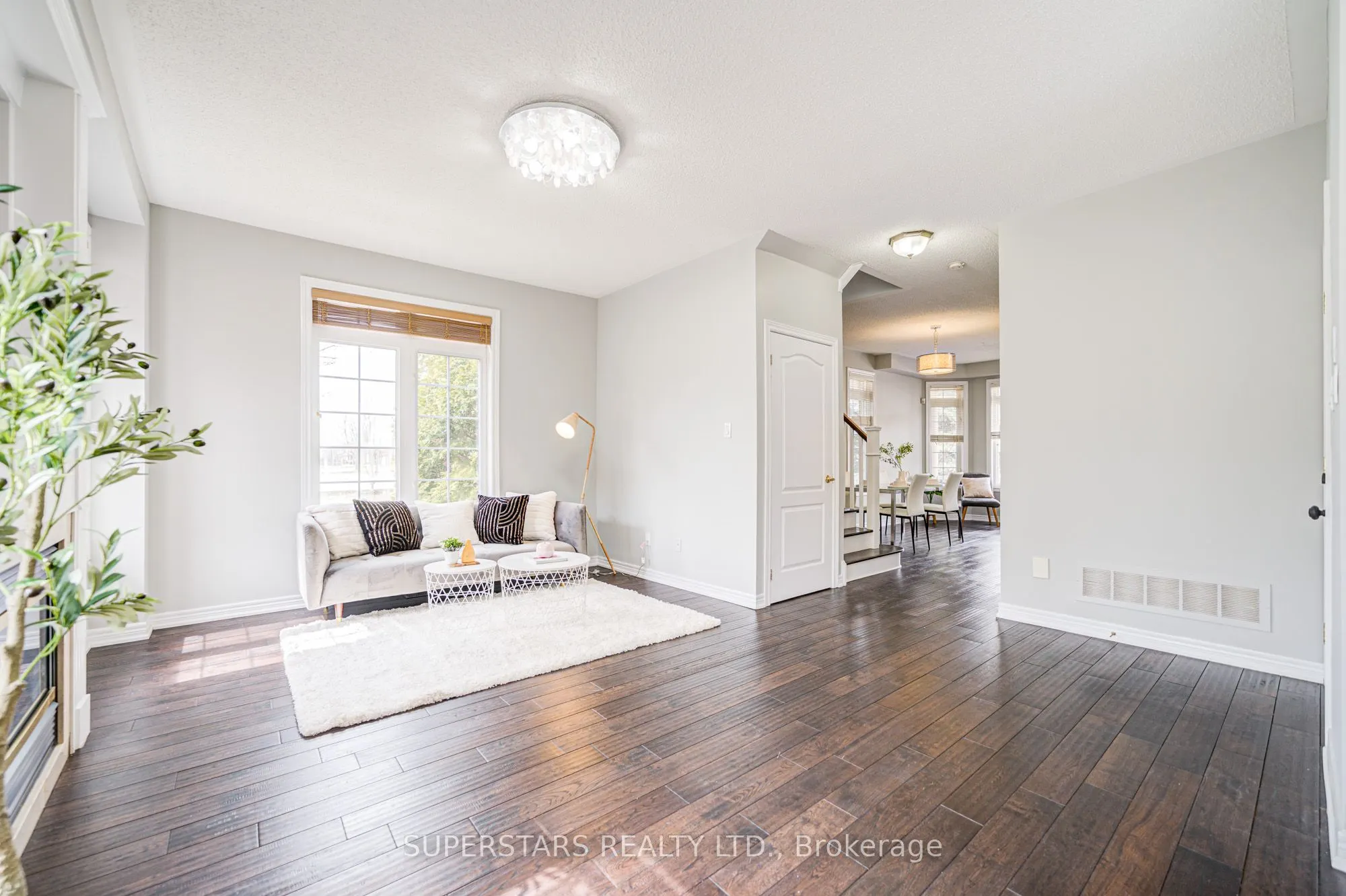 45 Saint Damian Avenue