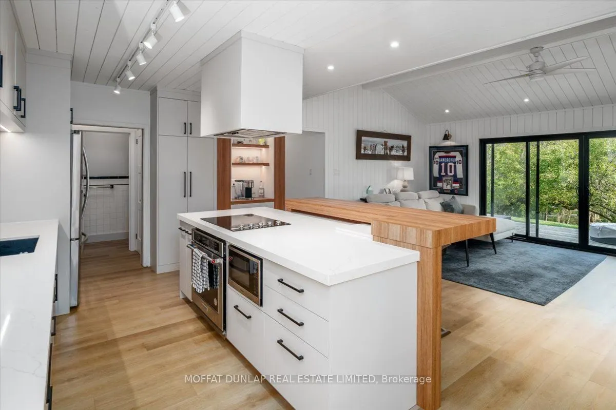 14370 7th Concession