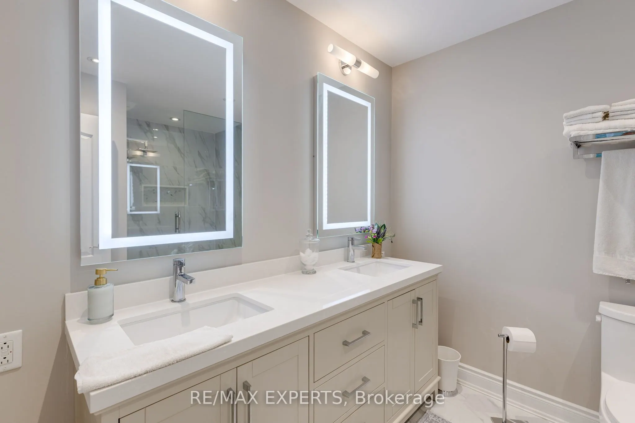 204 Ridge Way, #13
