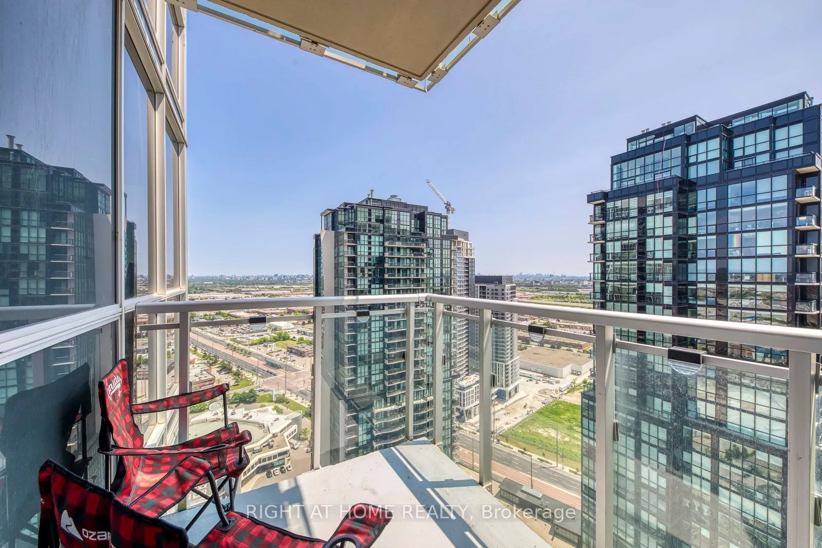 2916 Highway 7 Road, #3202