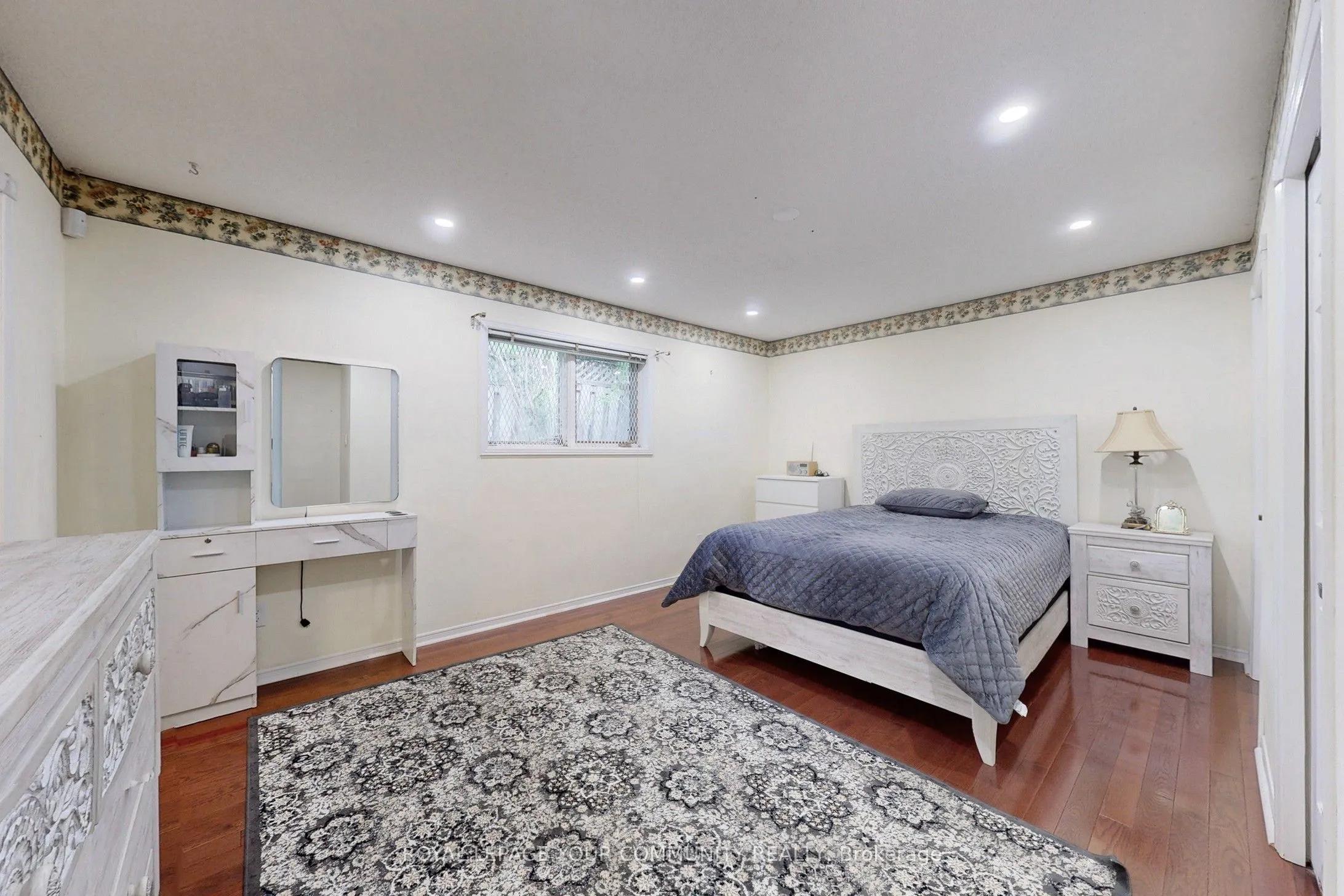 284 Murray Drive