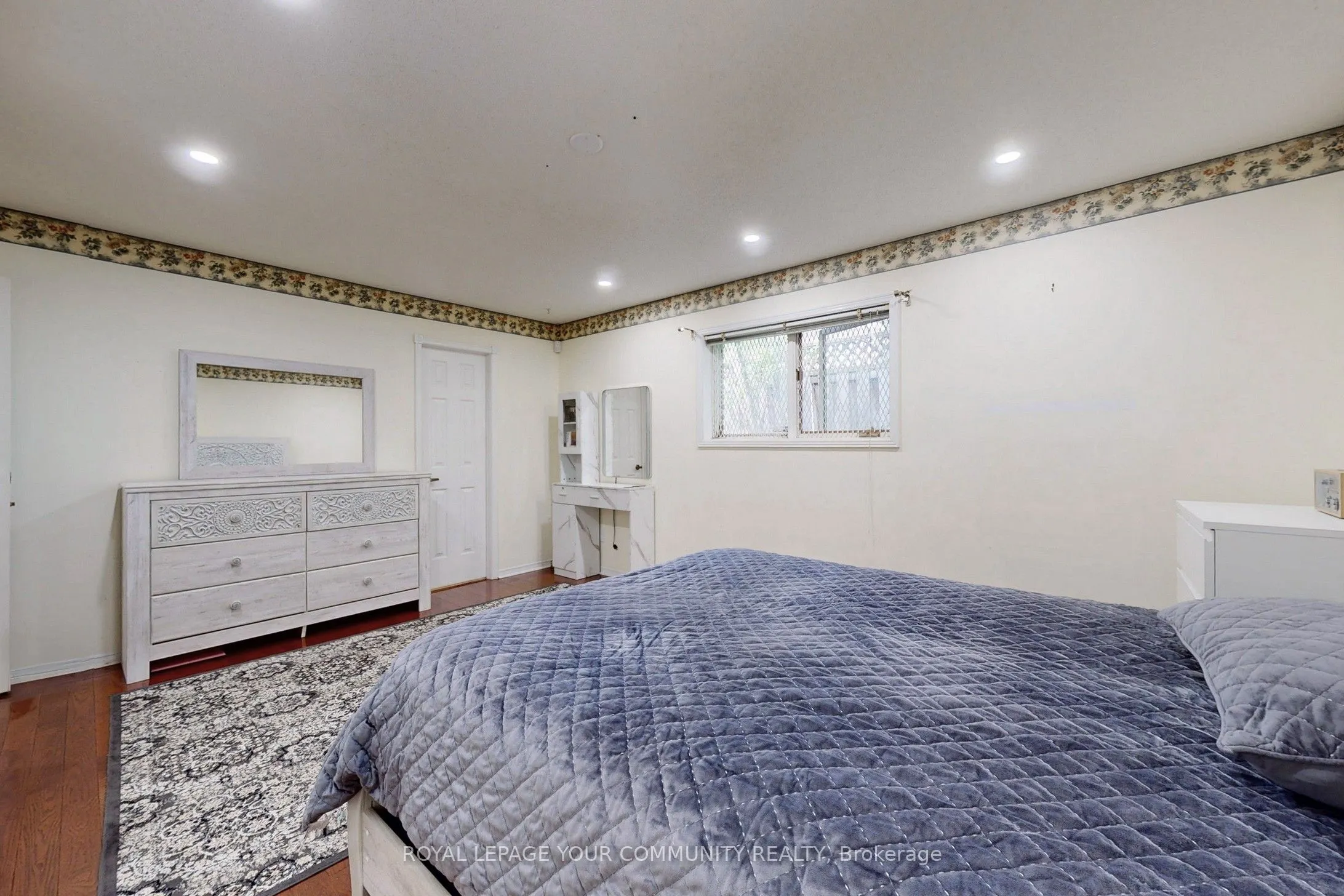 284 Murray Drive