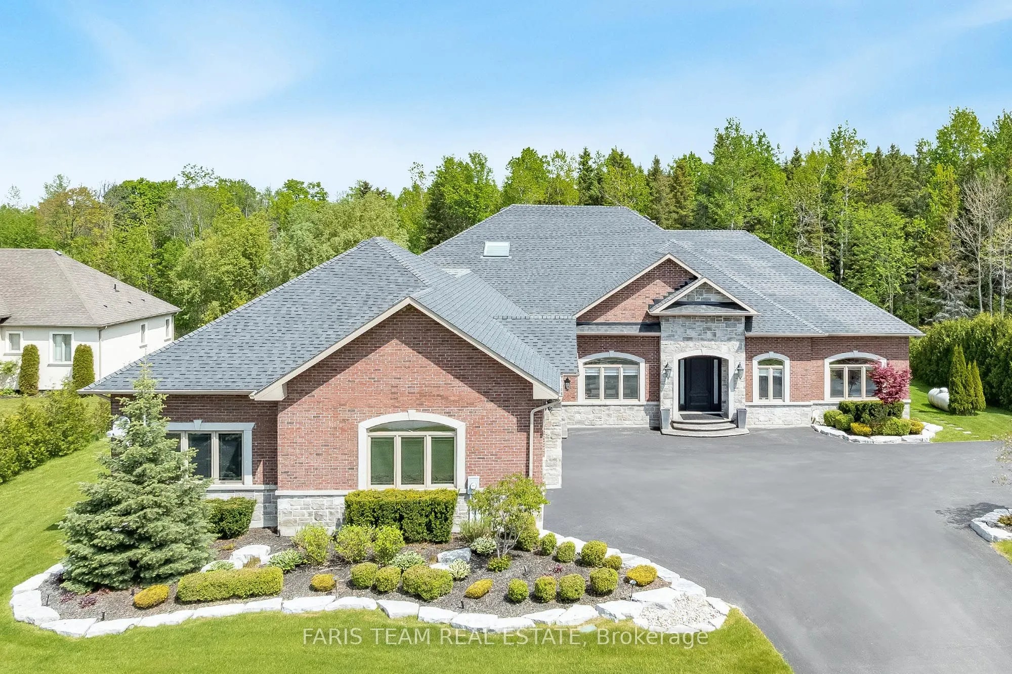 158 Dale Crescent