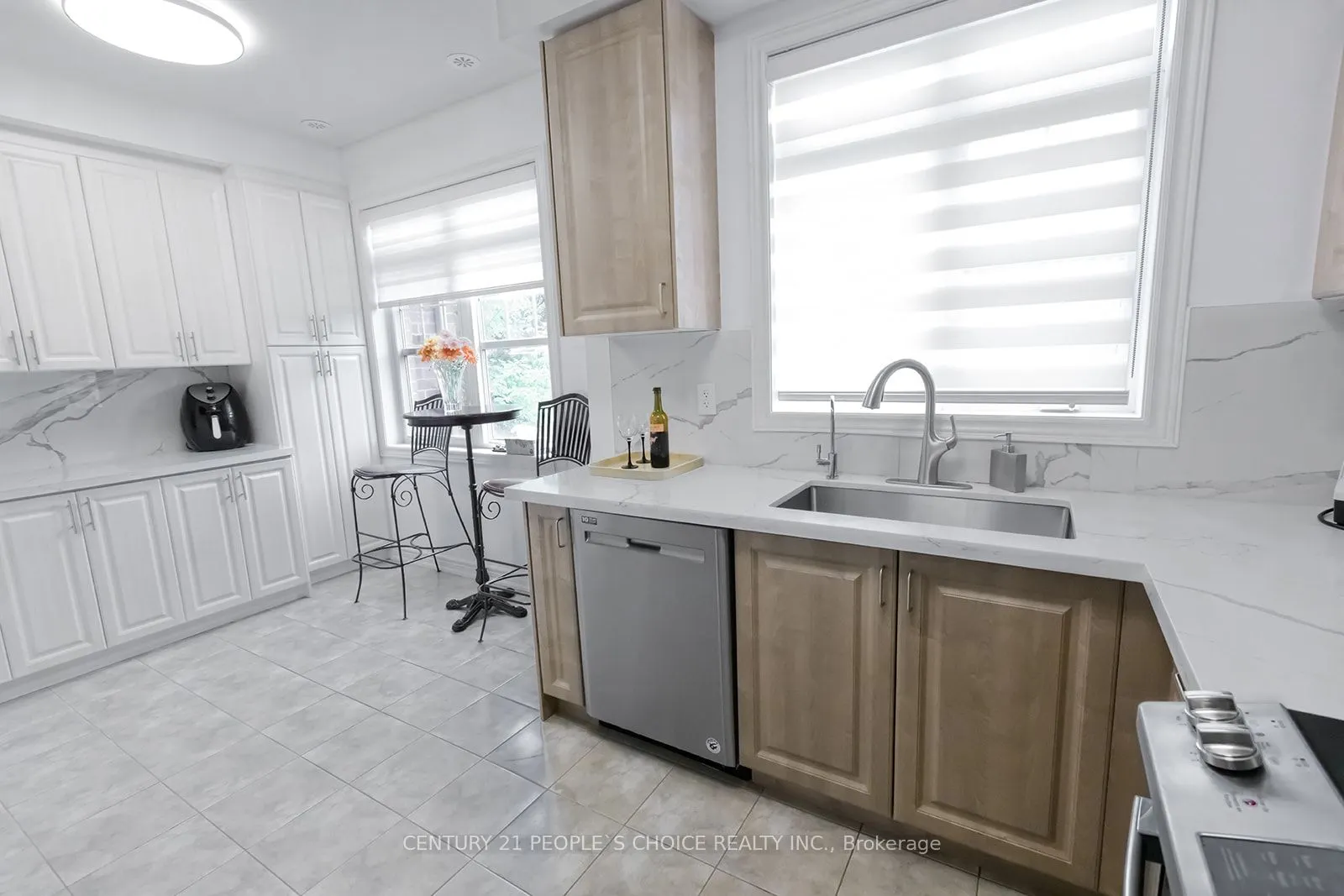 102 Roy Grove Way