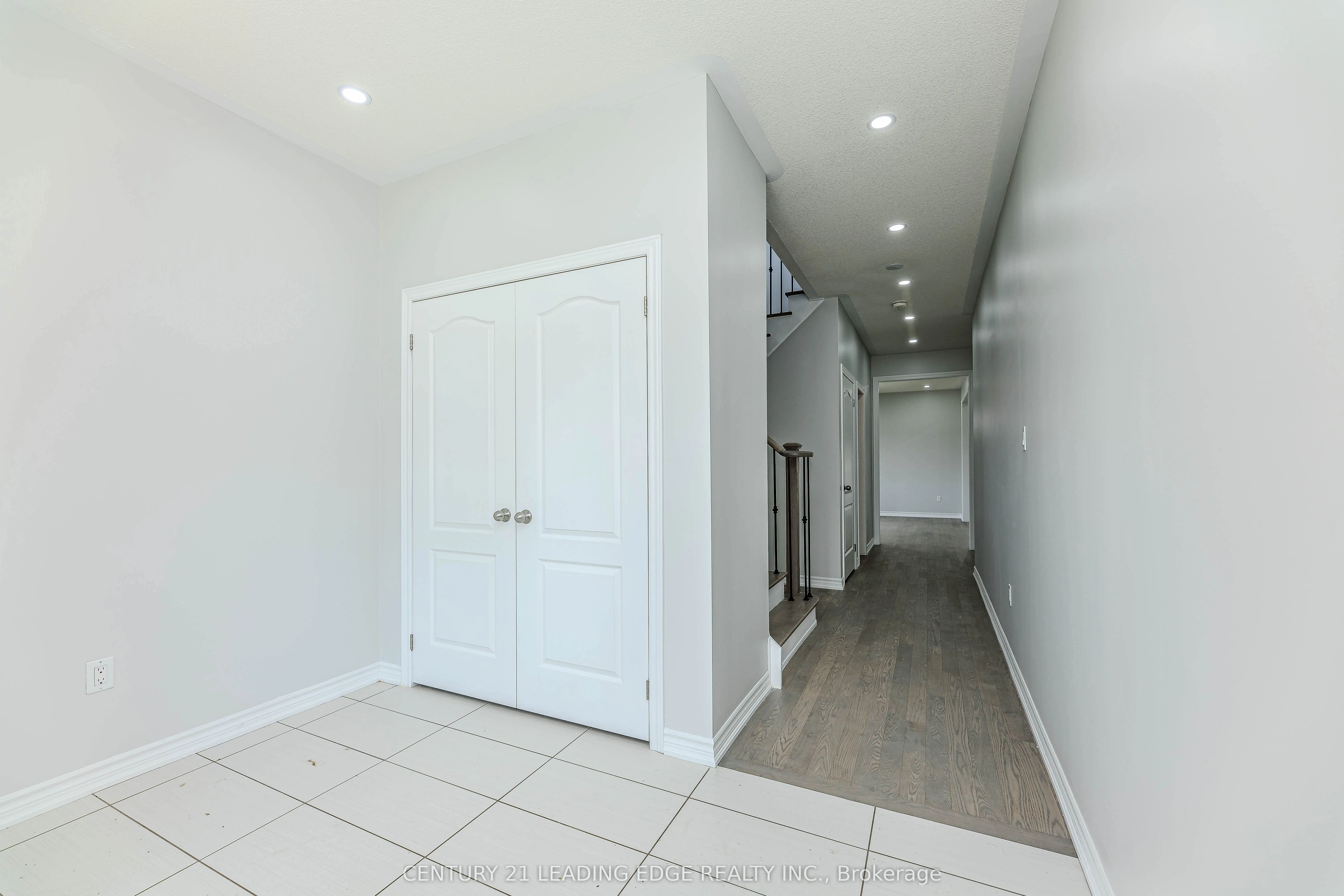 122 Mckenzie Way