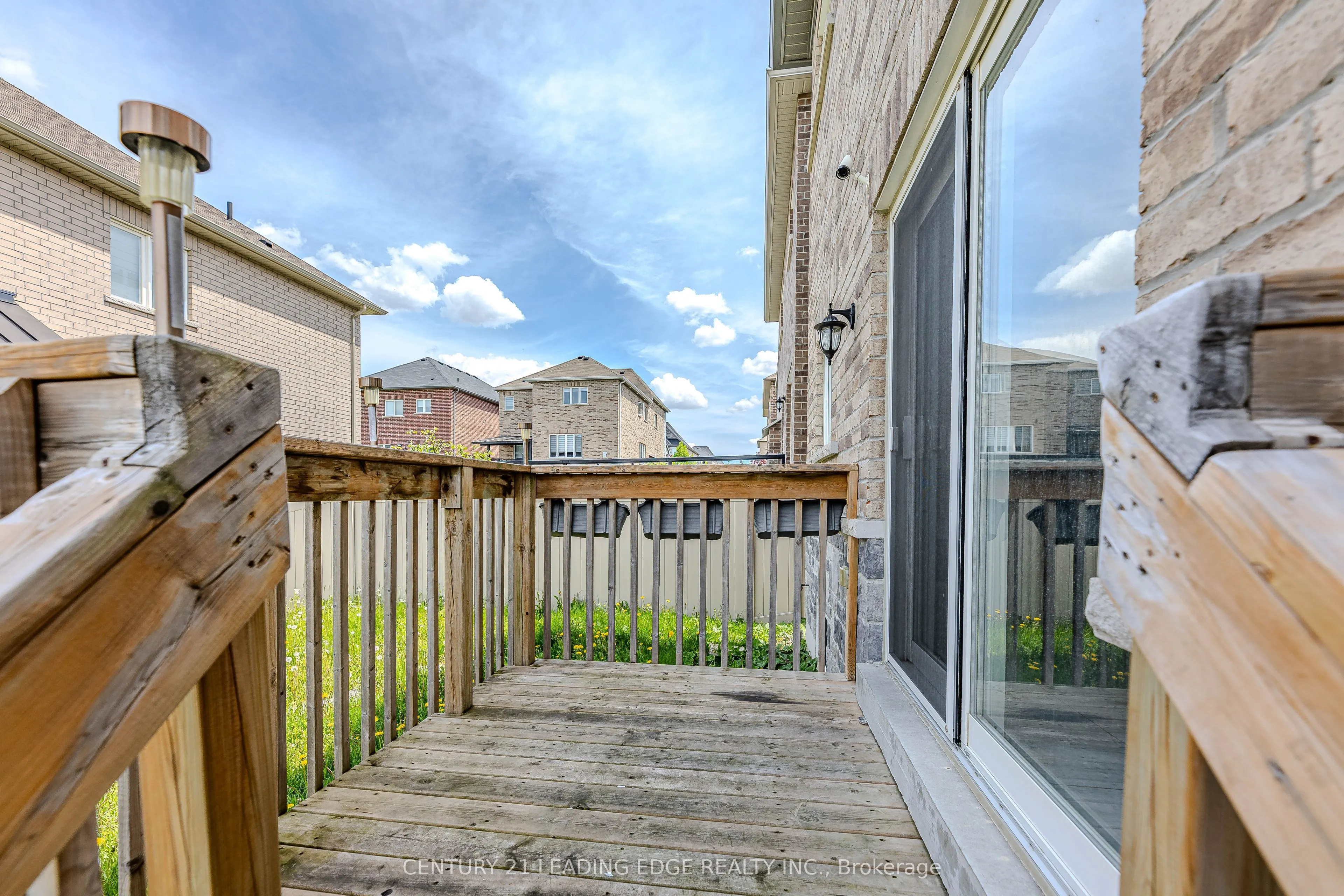 122 Mckenzie Way