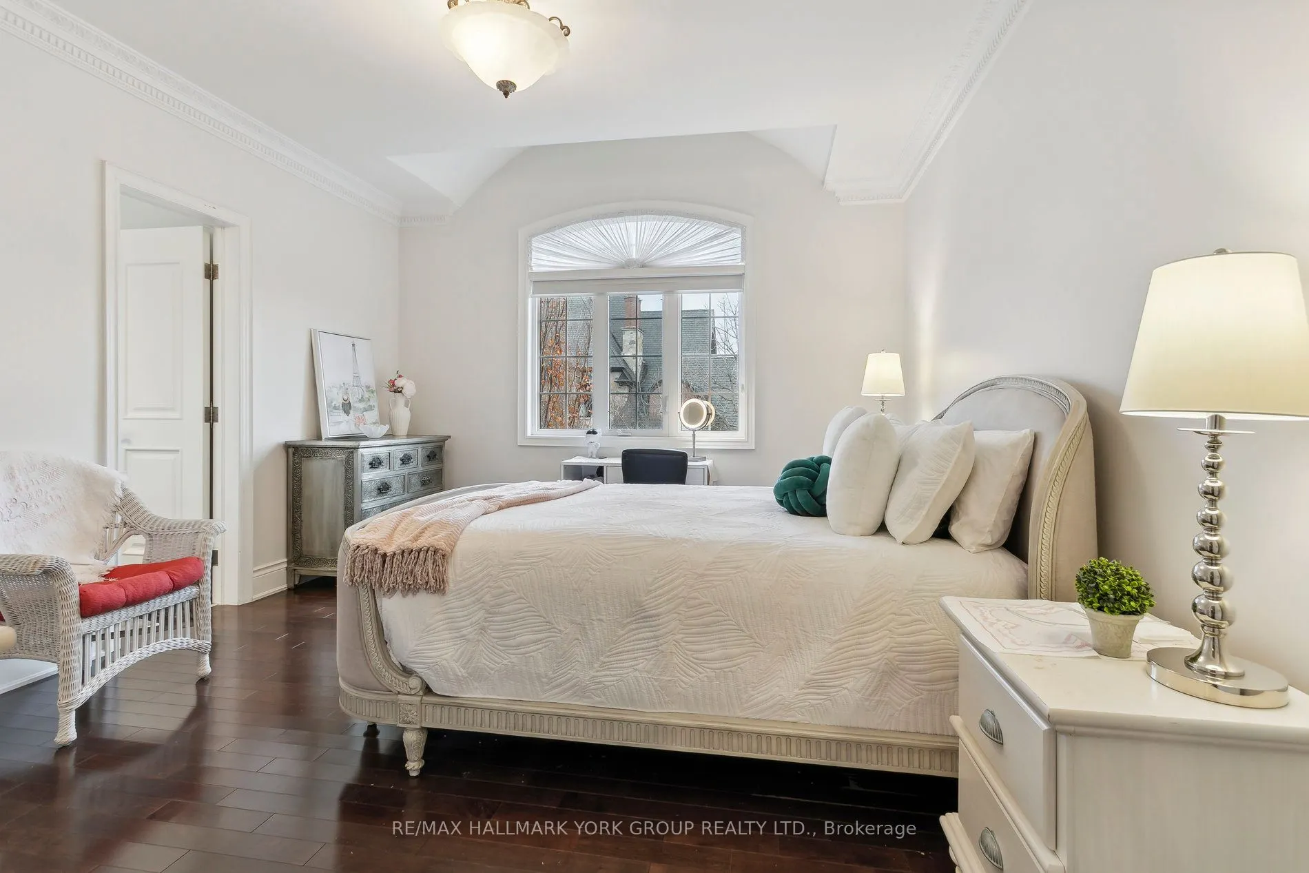 100 Grandvista Crescent