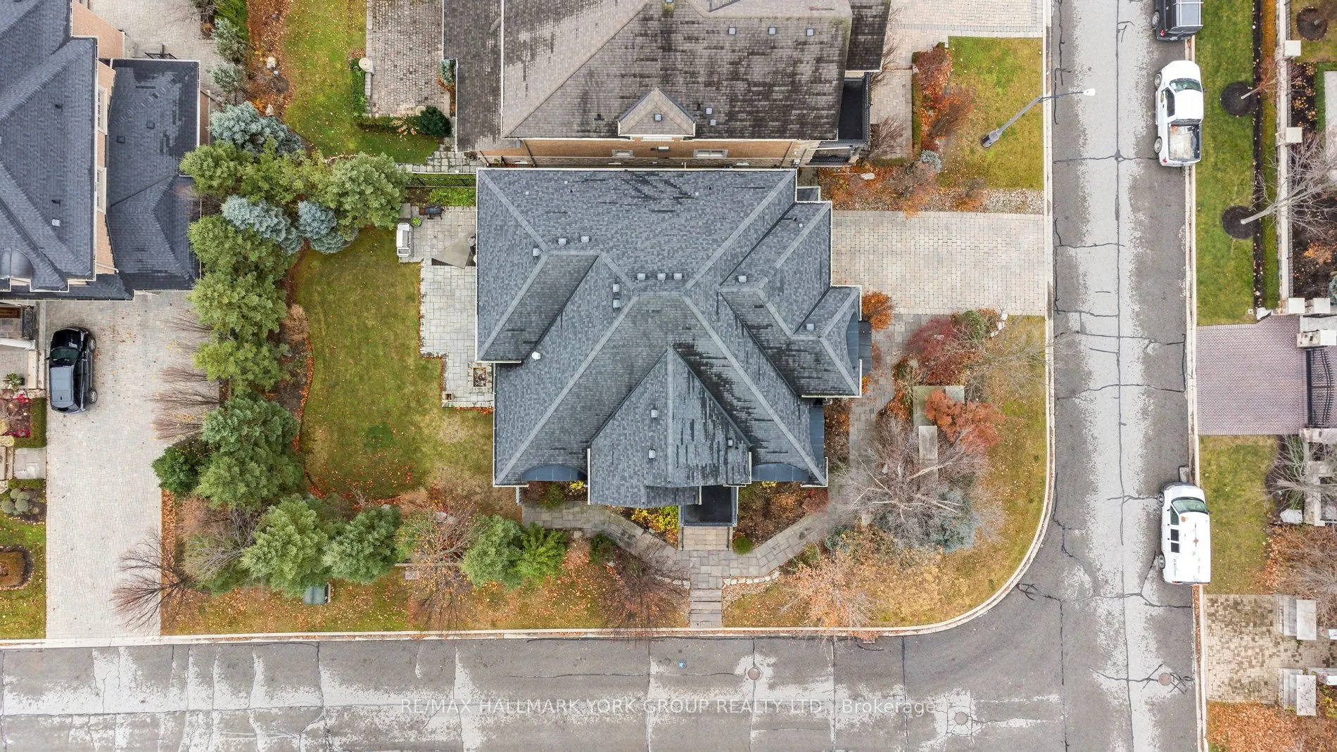 100 Grandvista Crescent