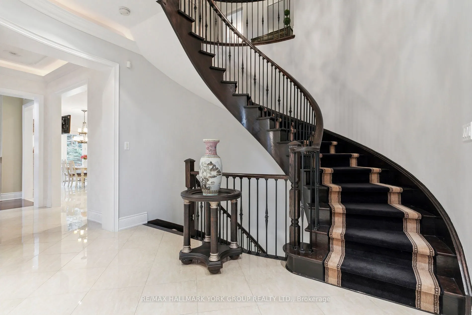 100 Grandvista Crescent