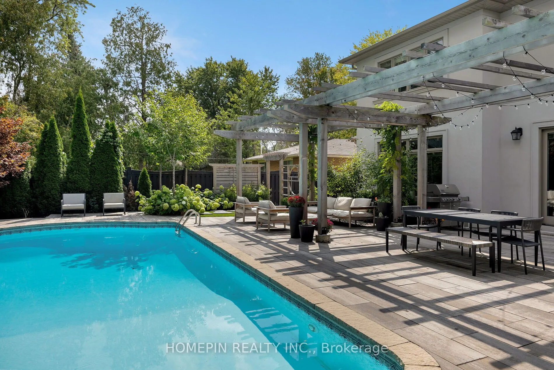 5 Callahan Road