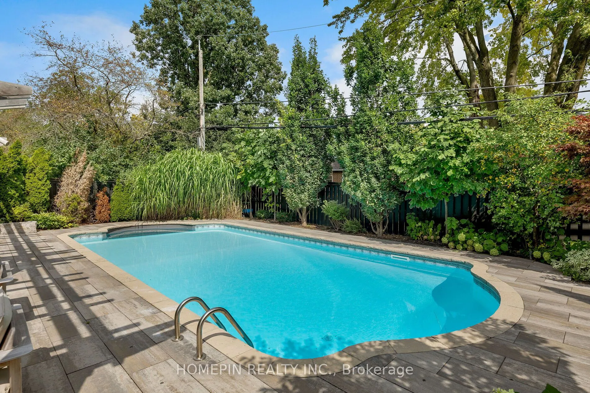 5 Callahan Road