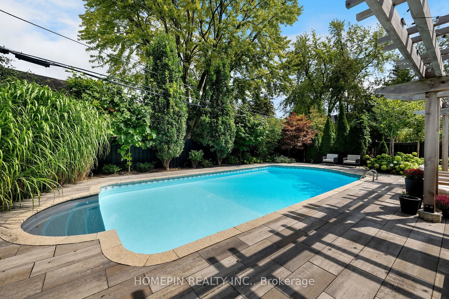 5 Callahan Road