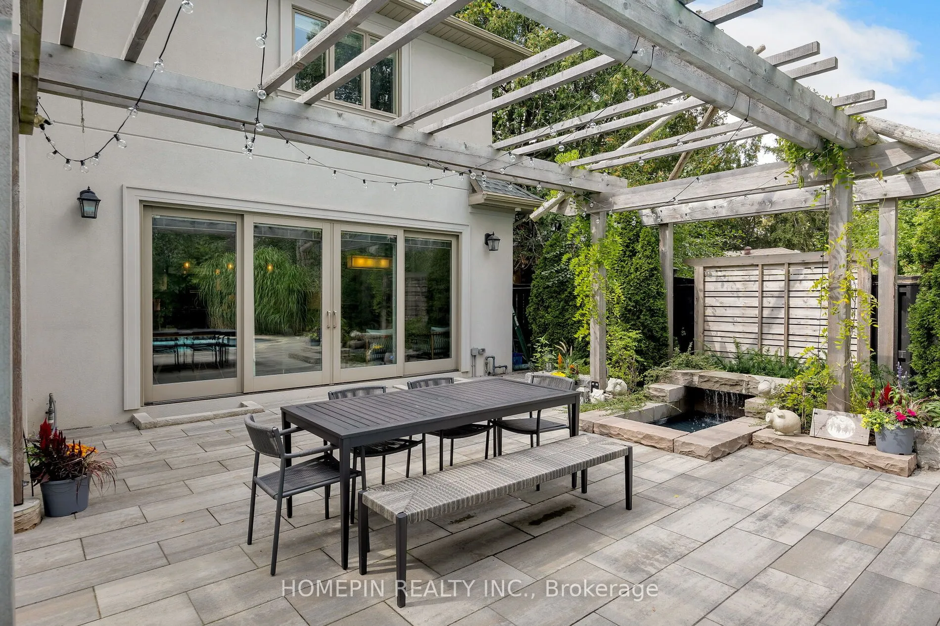 5 Callahan Road