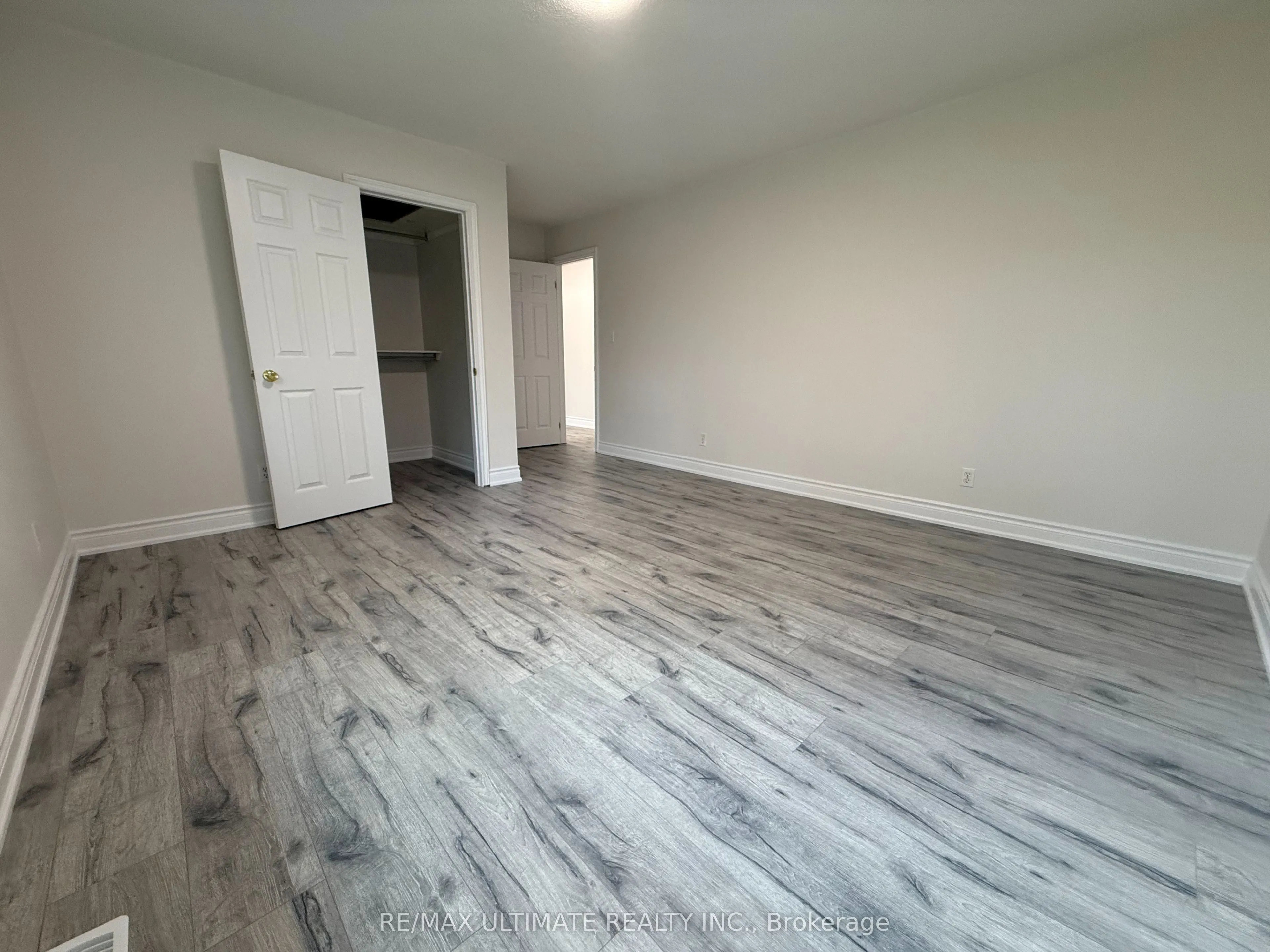 50 Pinery Lane, #Side Unit B