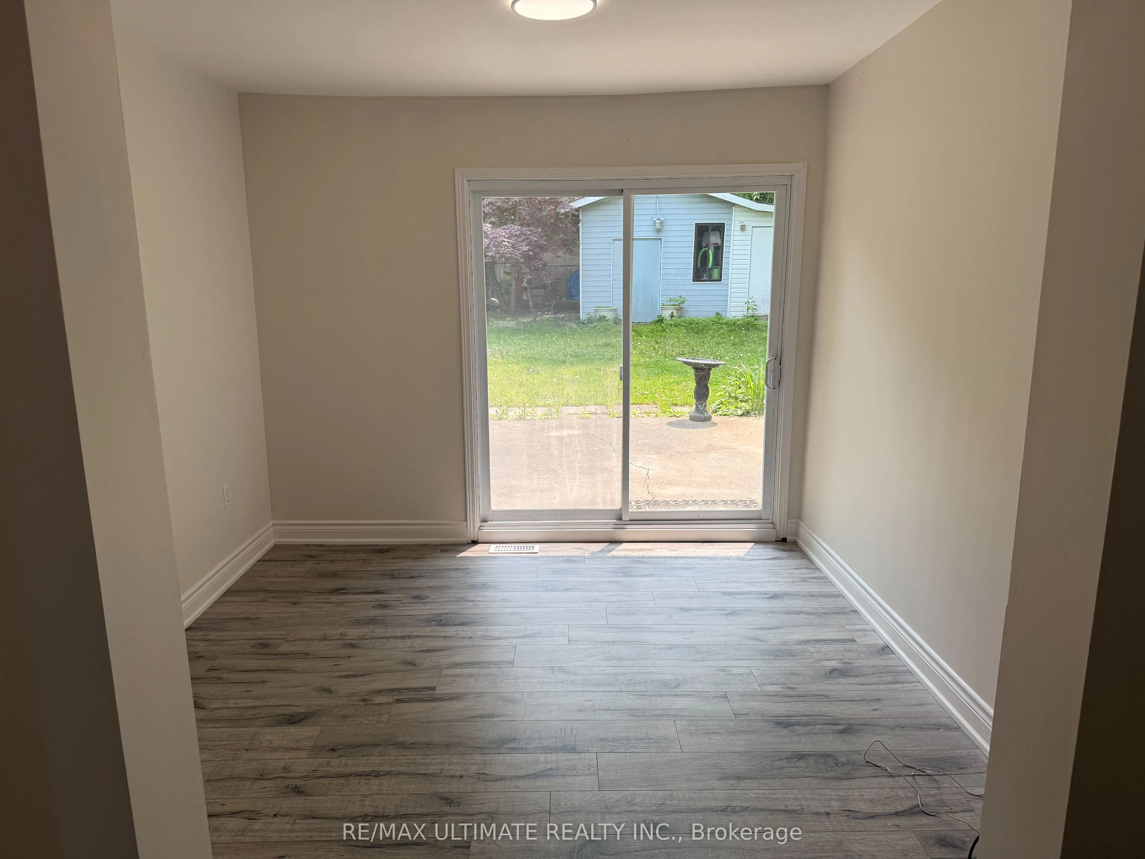 50 Pinery Lane, #Side Unit B