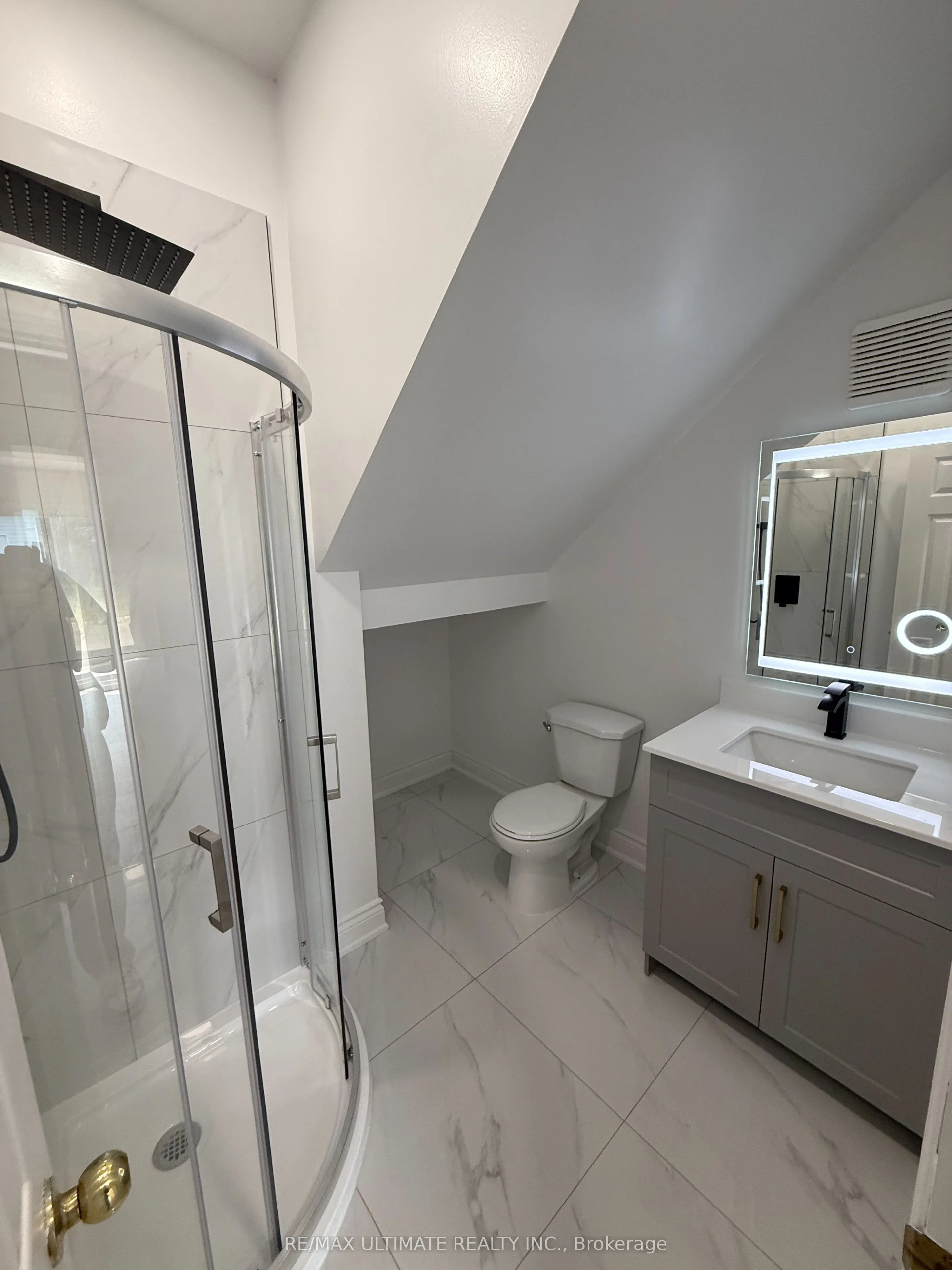 50 Pinery Lane, #Side Unit B