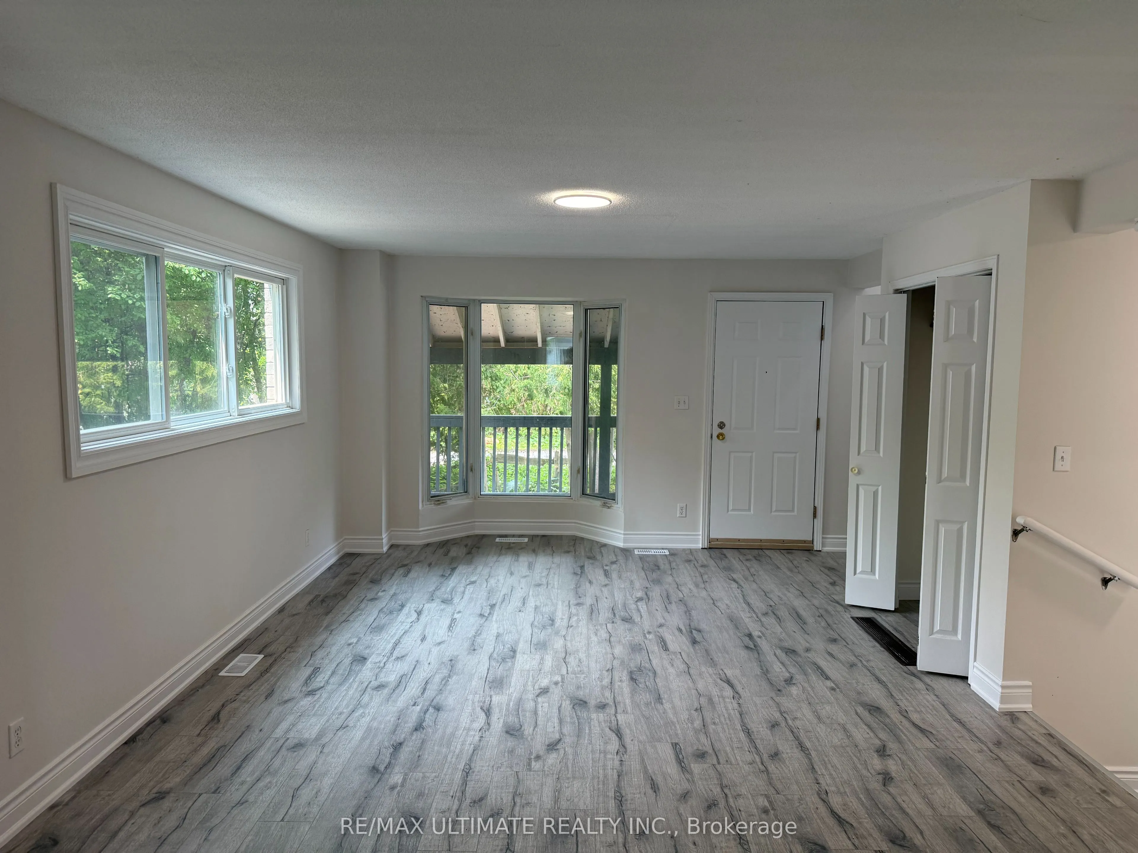 50 Pinery Lane, #Side Unit B