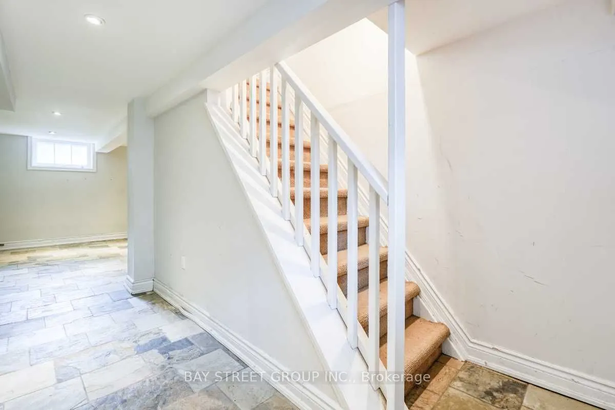 115 Crosby Avenue