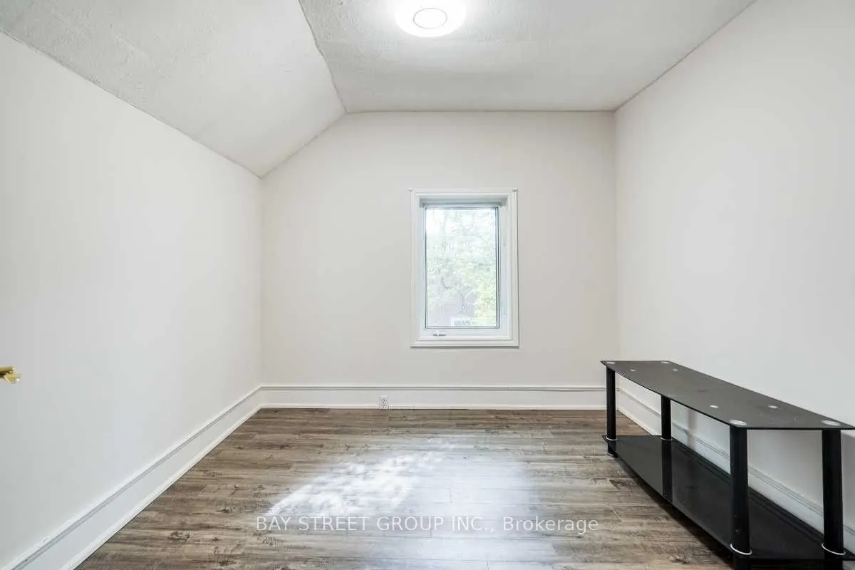 115 Crosby Avenue