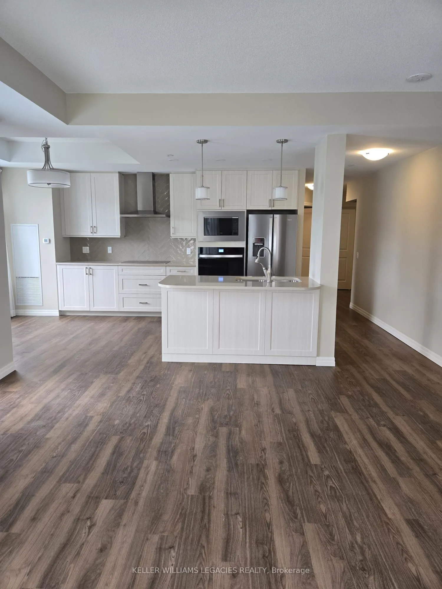 460 William Graham Drive, #113