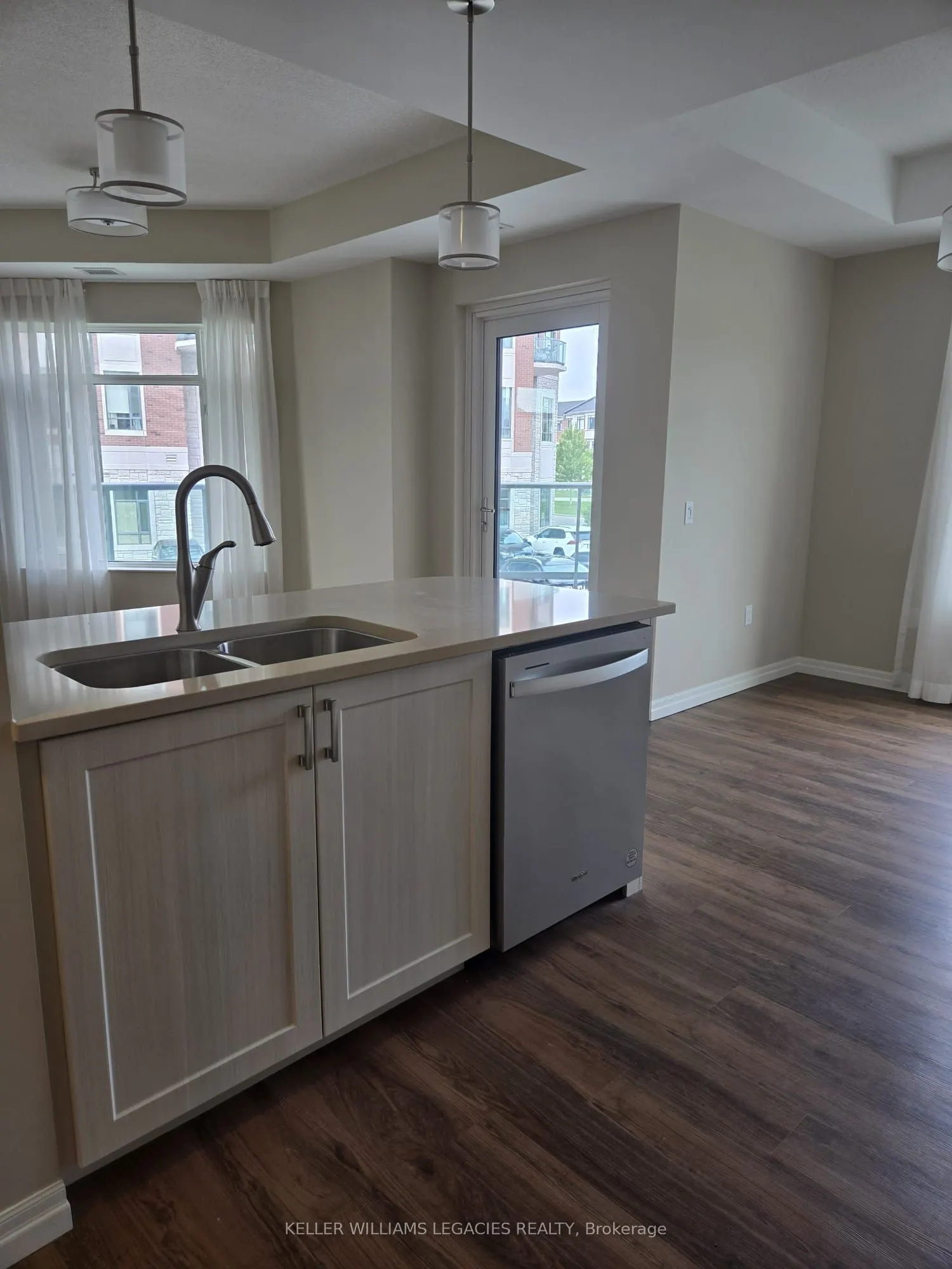 460 William Graham Drive, #113