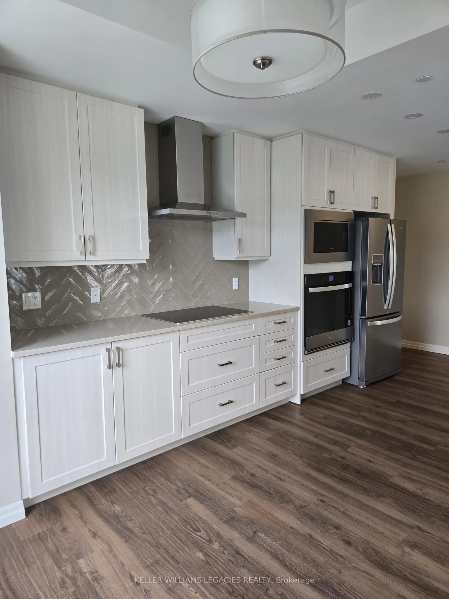 460 William Graham Drive, #113