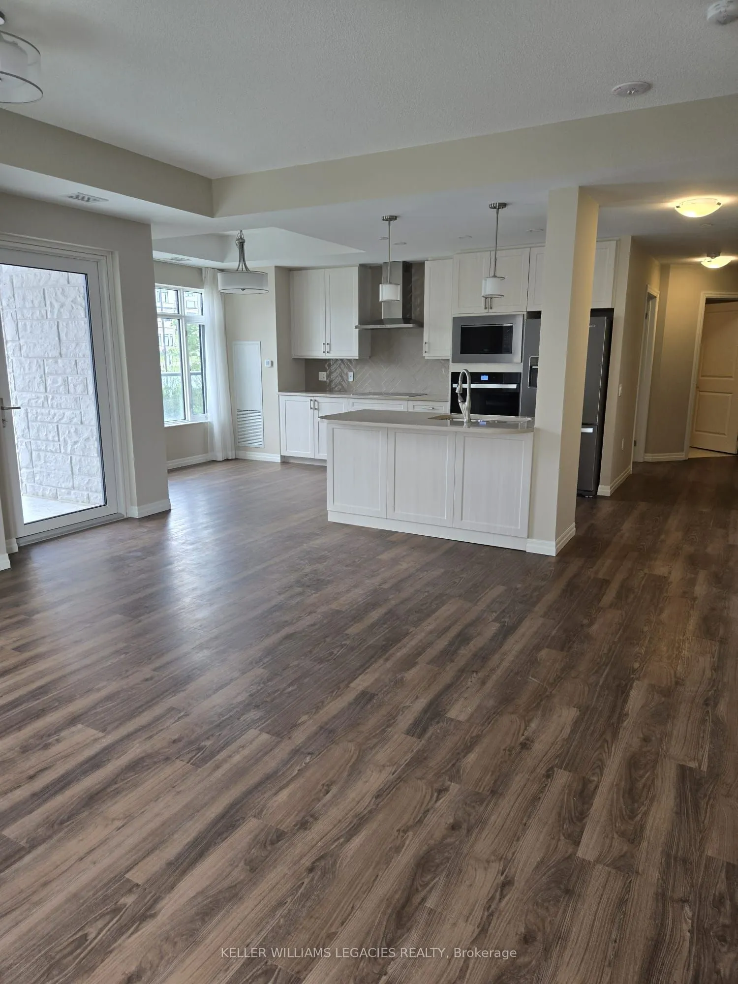 460 William Graham Drive, #113