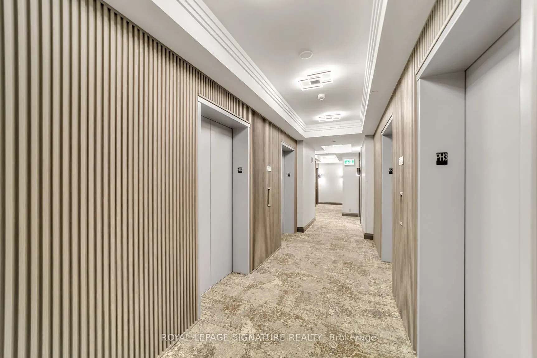 7161 Yonge Street, #Ph316