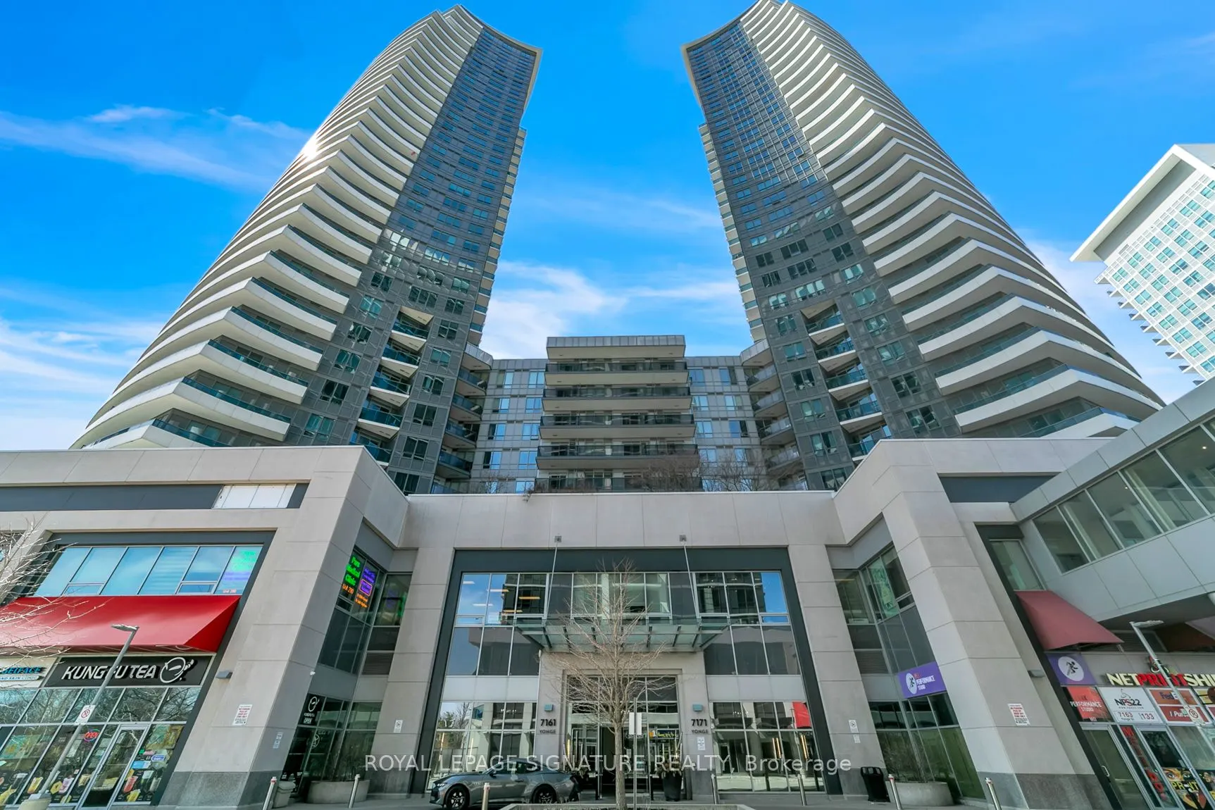 7161 Yonge Street, #Ph316