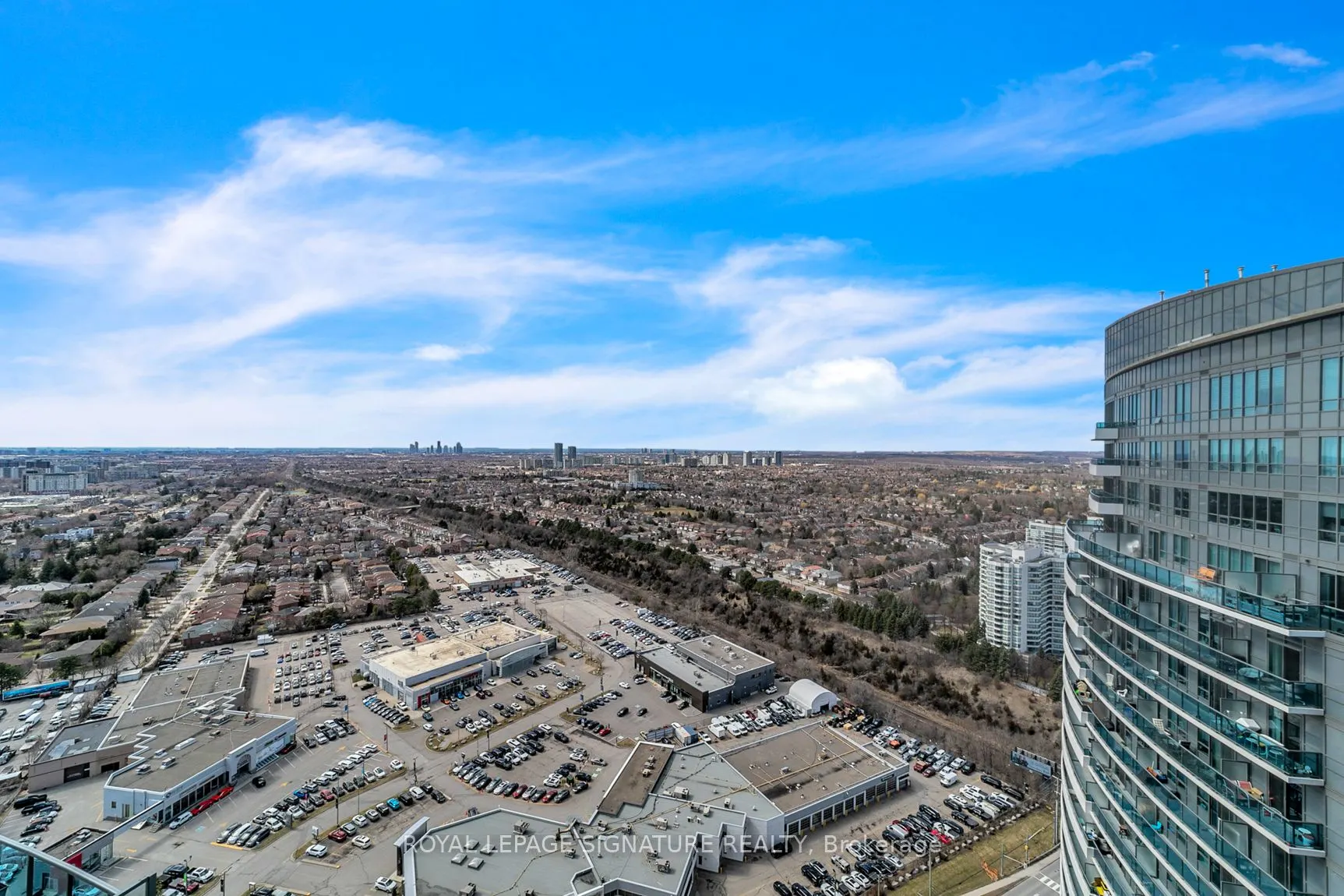 7161 Yonge Street, #Ph316
