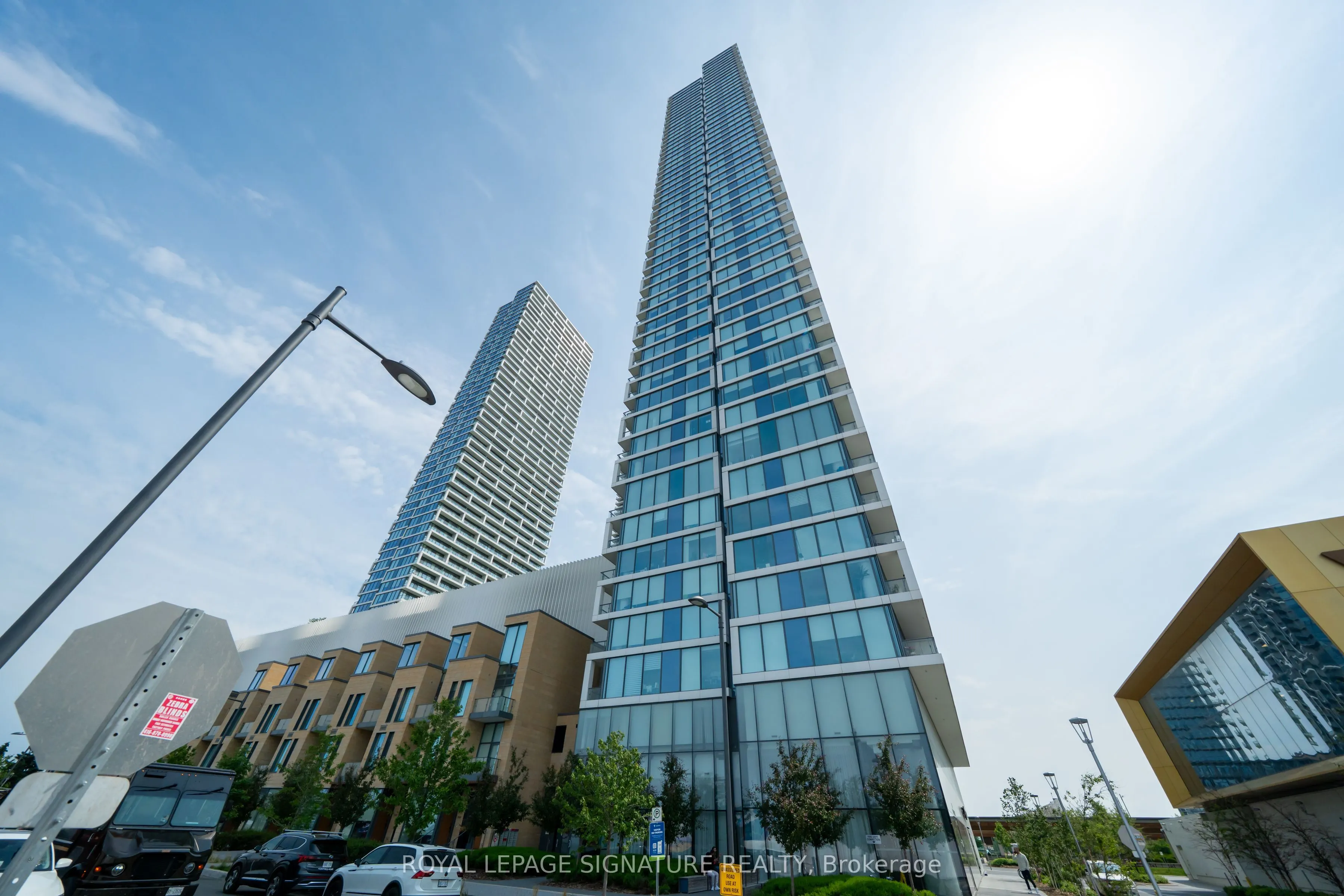 5 Buttermill Avenue #1005