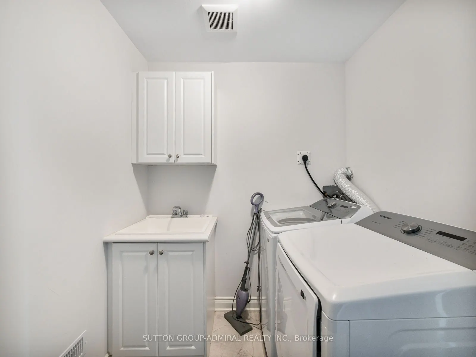 24 Alan Williams Trail
