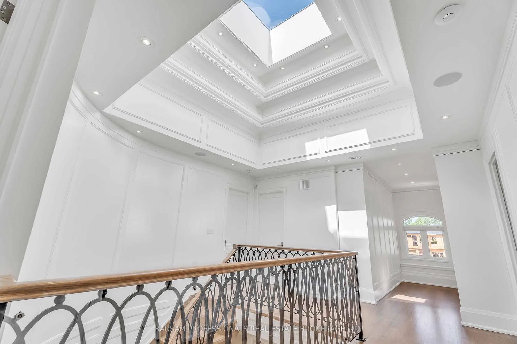 17 Towne Court