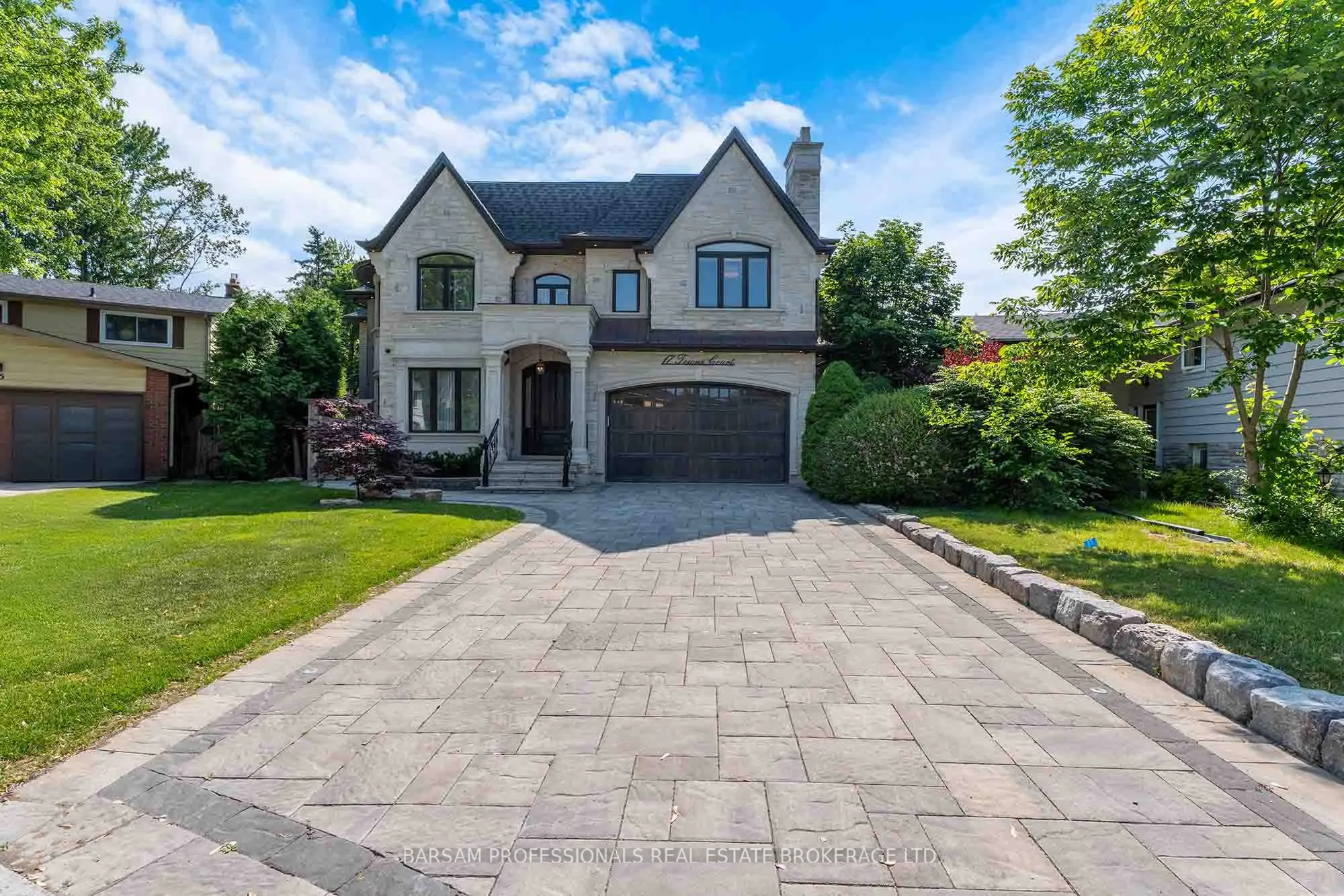 17 Towne Court