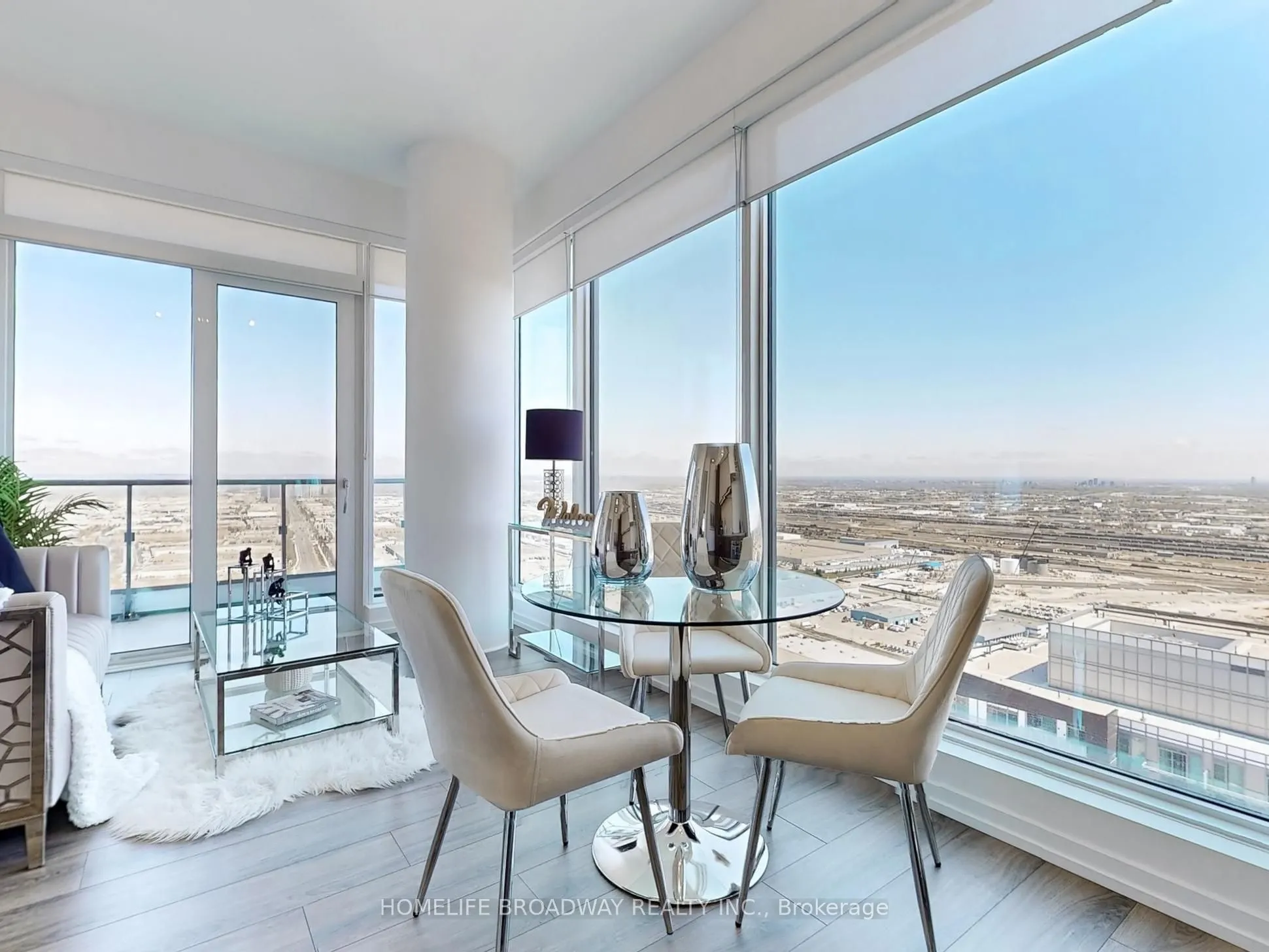 7890 Jane Street, #4809