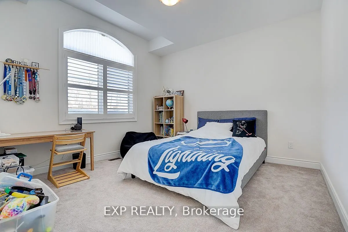 41 Walter Tunny Crescent