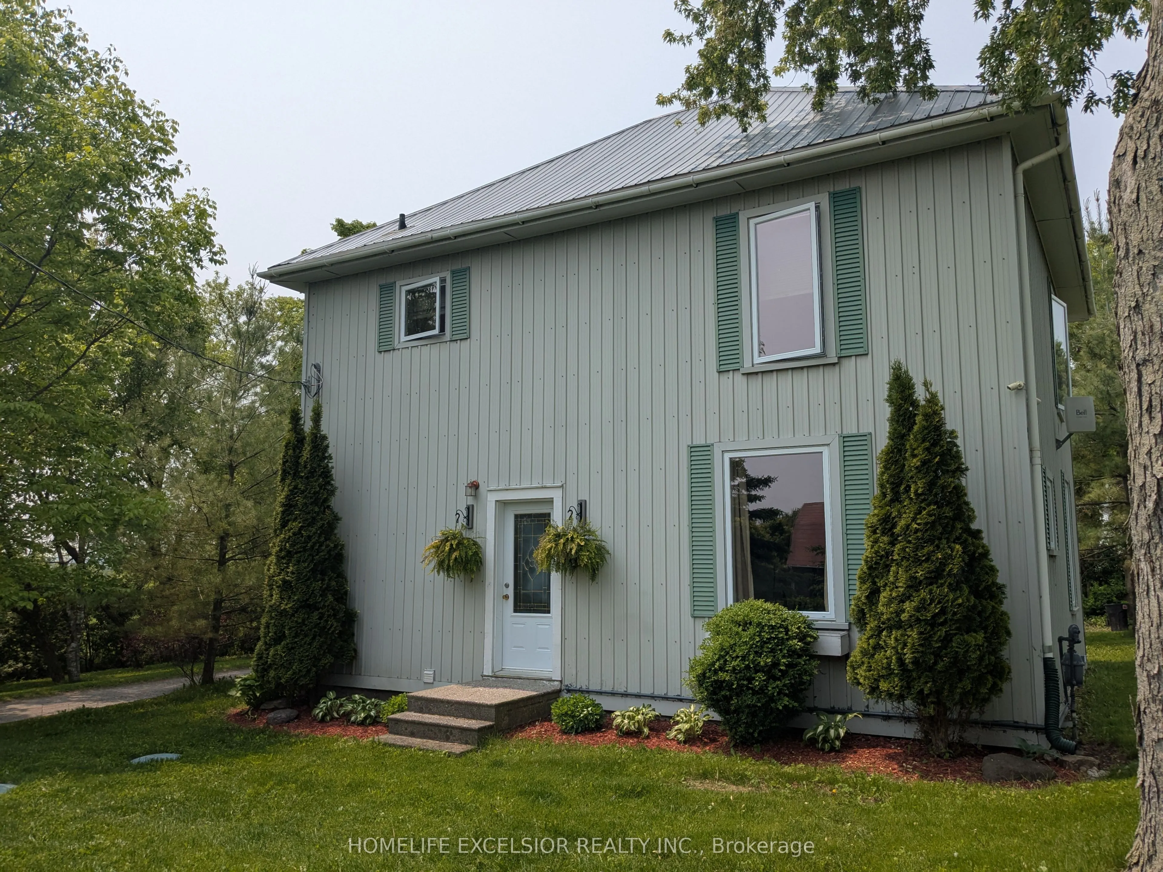 8850 Lake Ridge Road, #Detached Home
