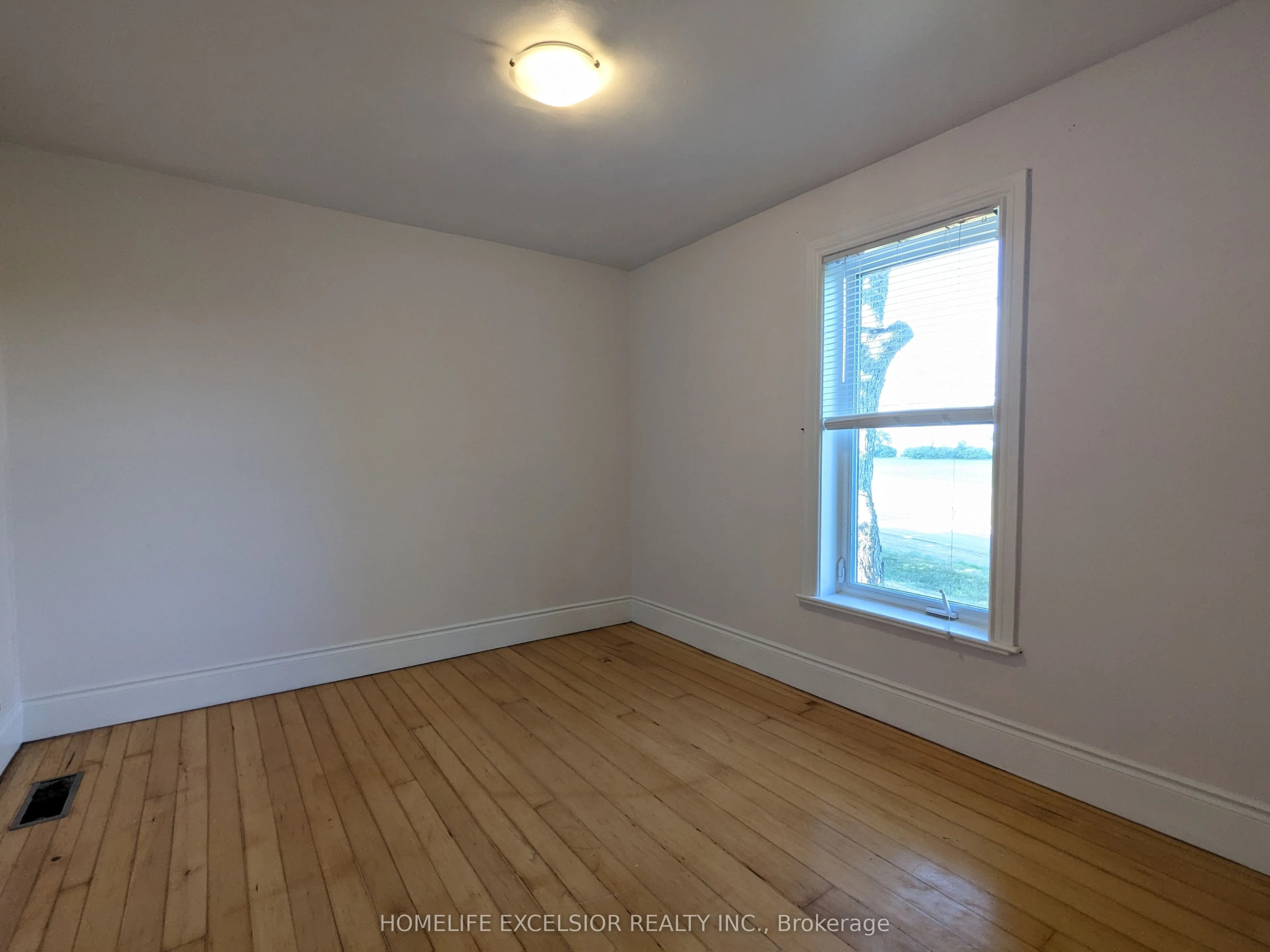 8850 Lake Ridge Road, #Detached Home