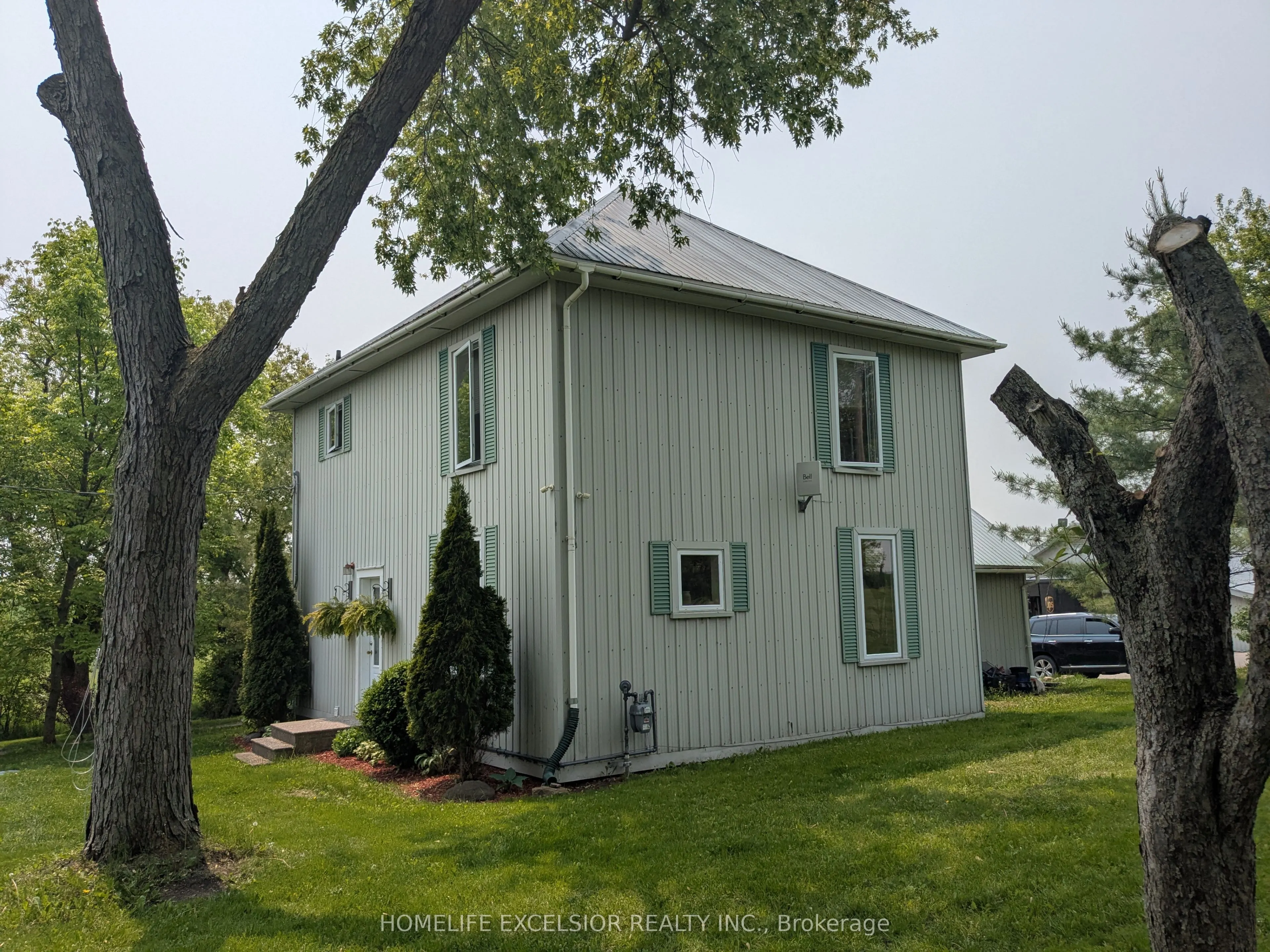 8850 Lake Ridge Road, #Detached Home