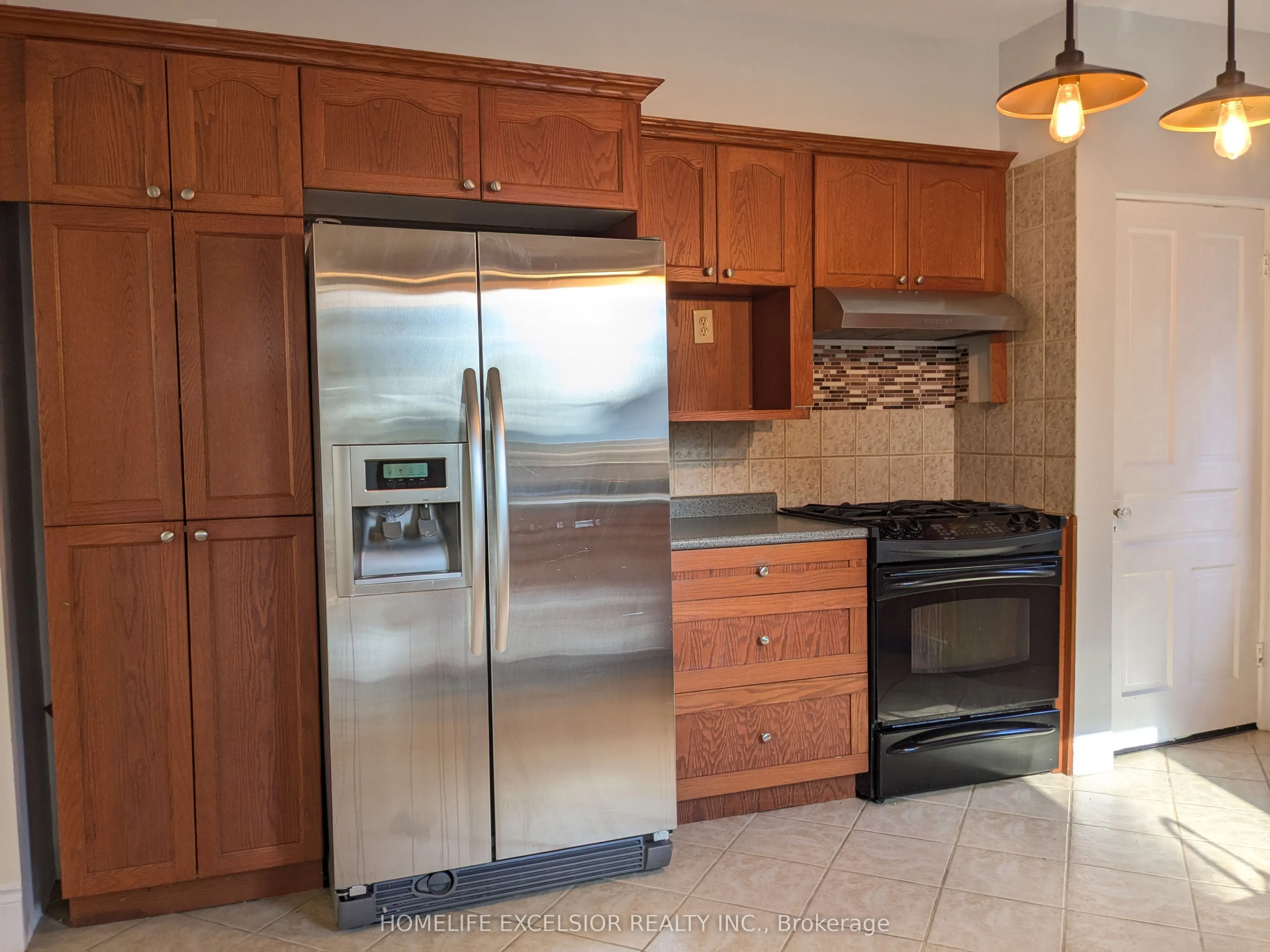 8850 Lake Ridge Road, #Detached Home