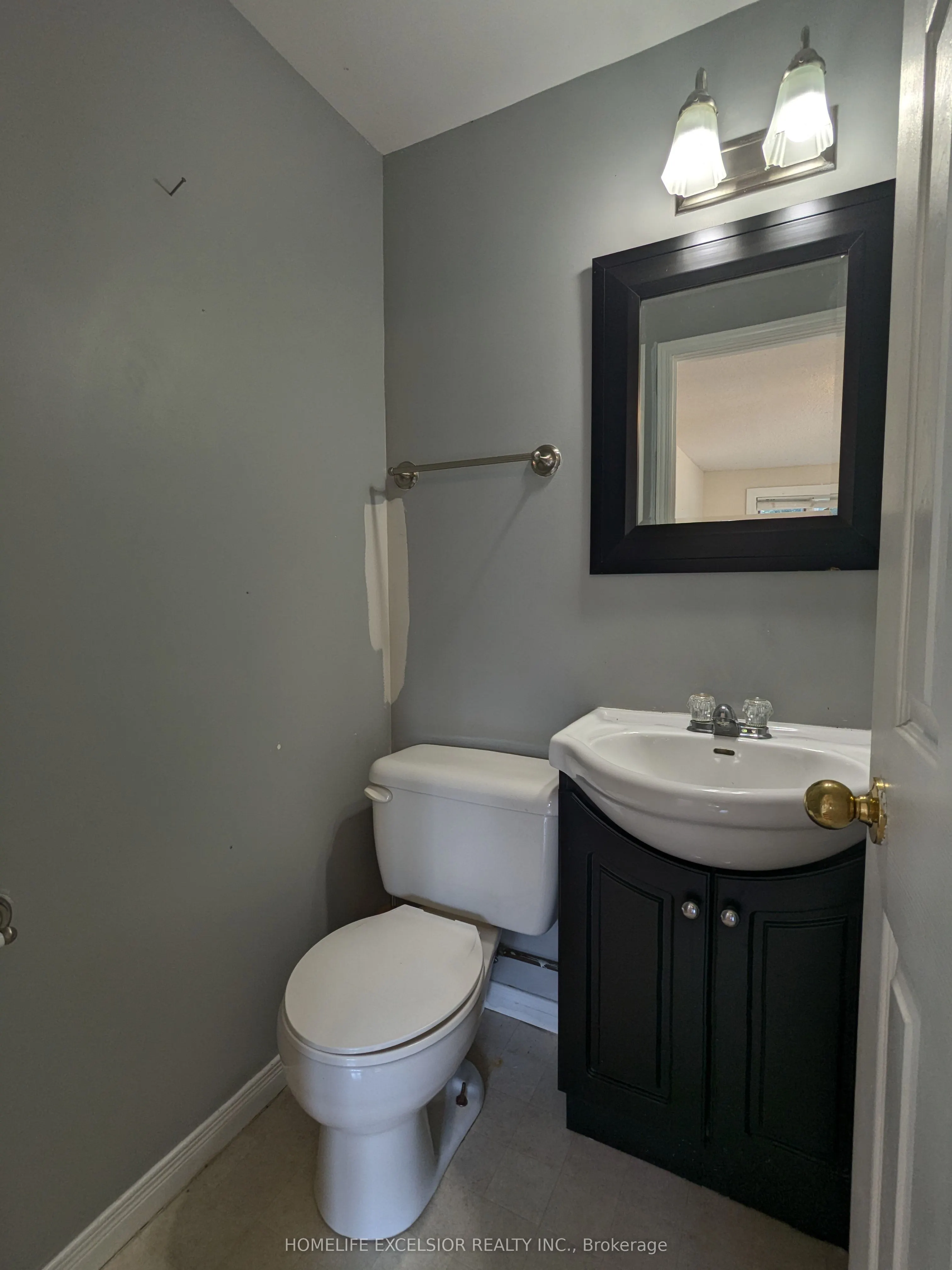 8850 Lake Ridge Road, #Detached Home