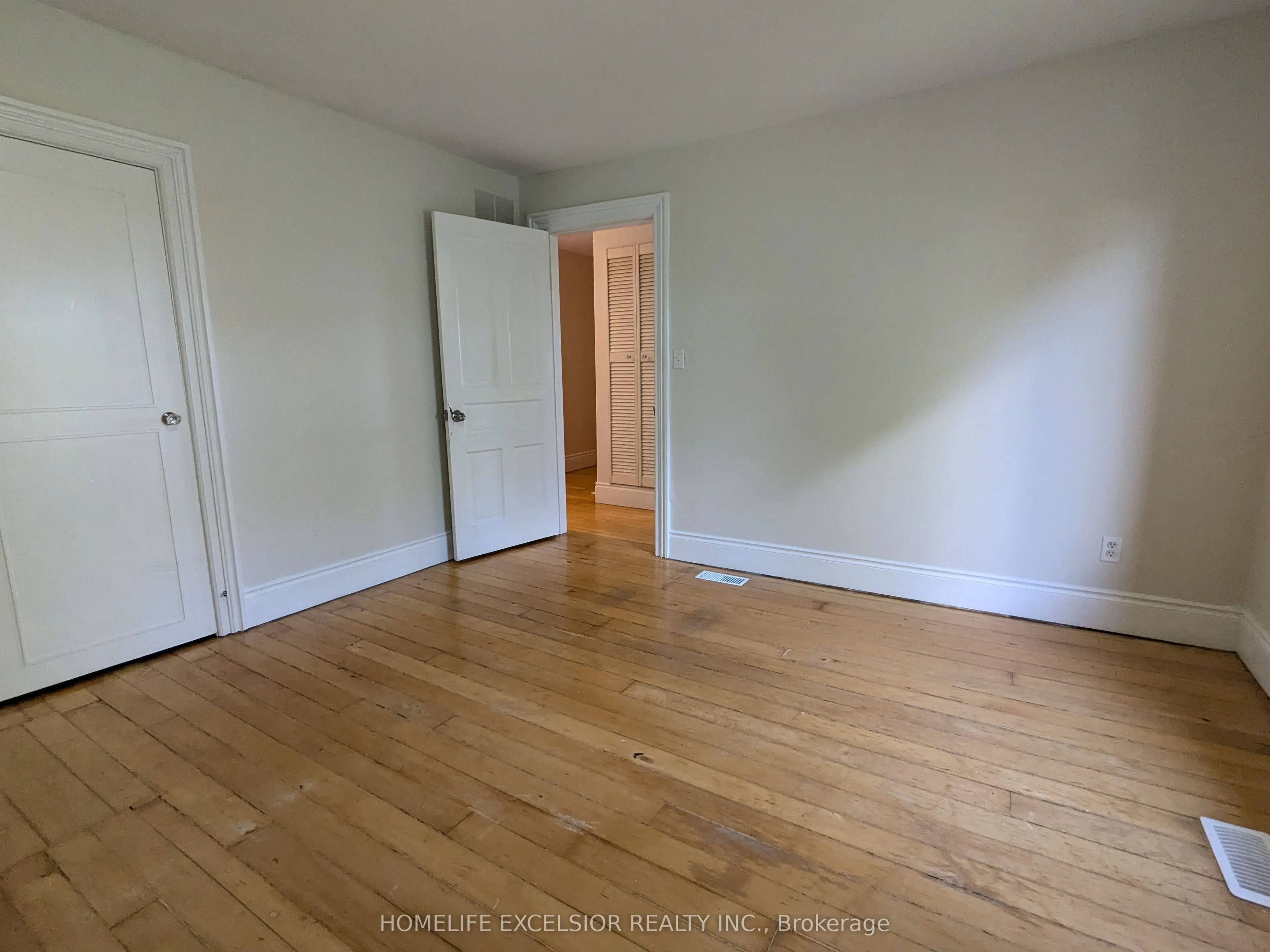 8850 Lake Ridge Road, #Detached Home