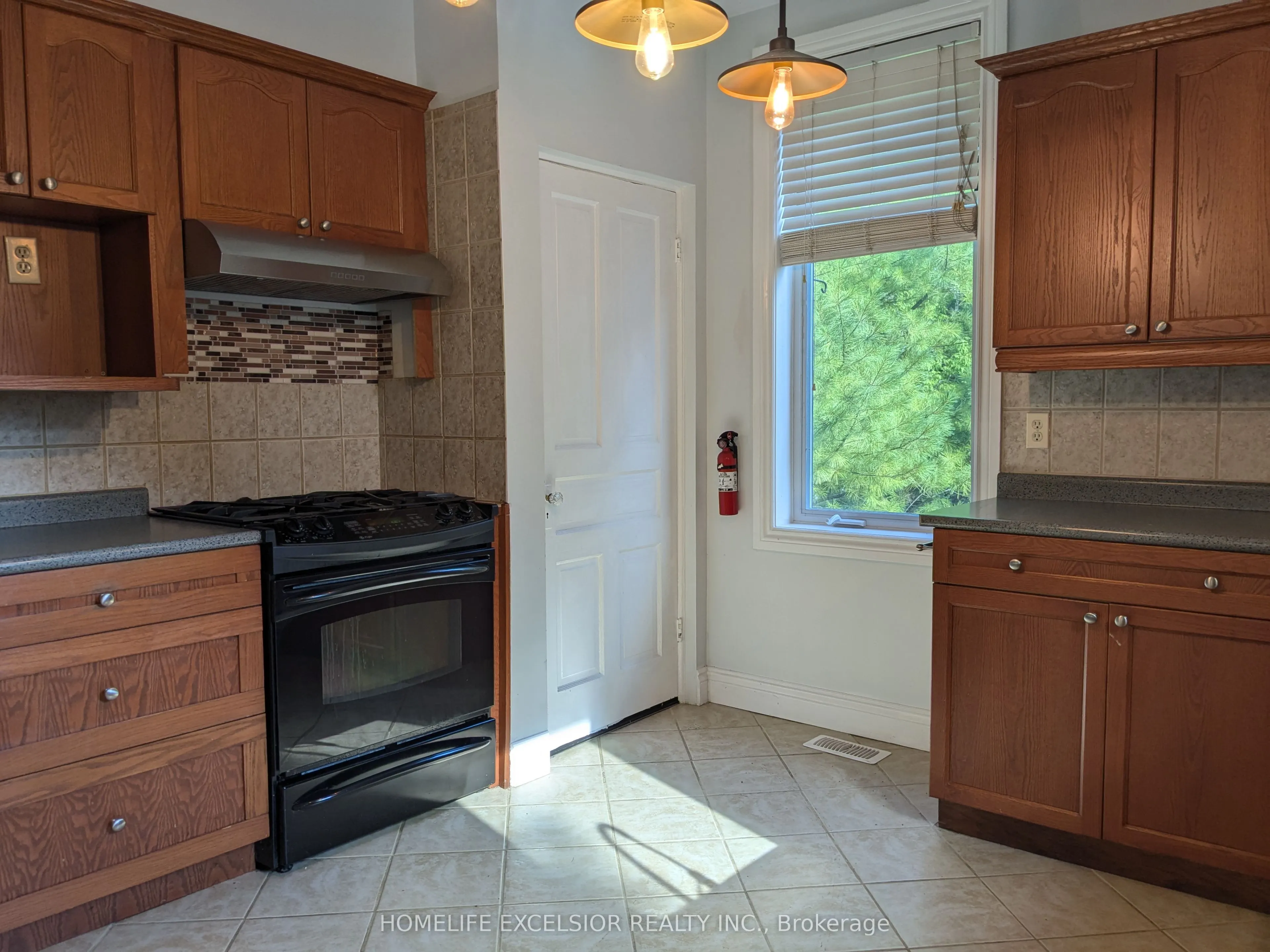 8850 Lake Ridge Road, #Detached Home