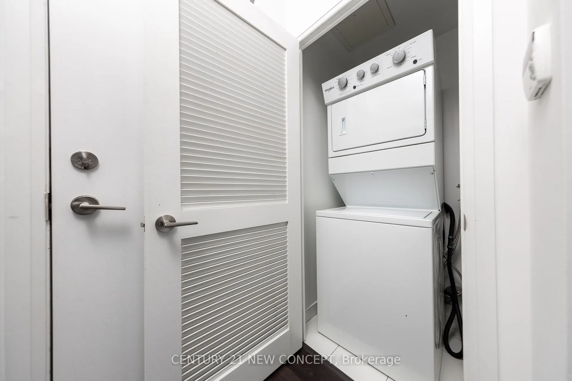 65 Oneida Crescent, #Ph10