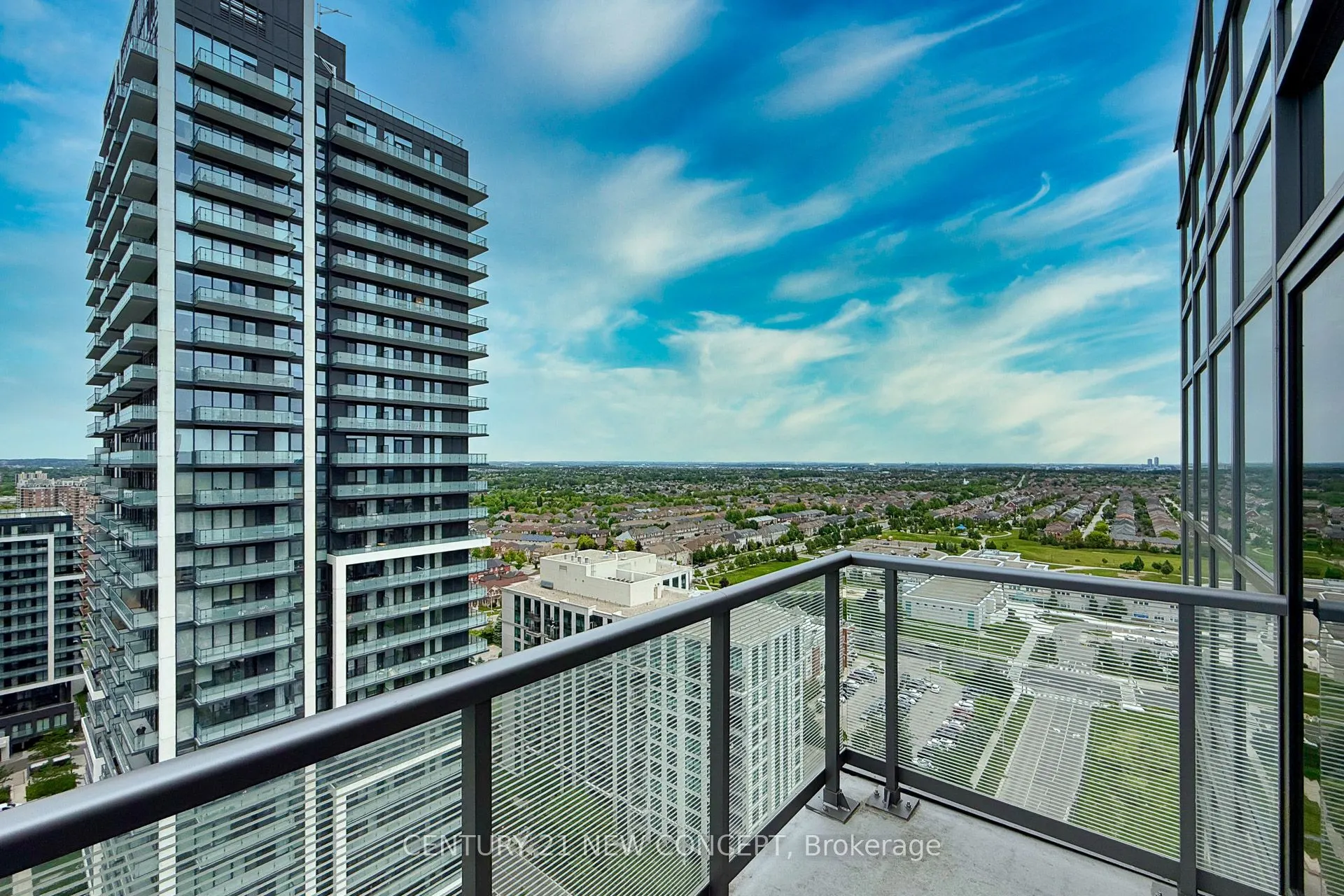 65 Oneida Crescent, #Ph10