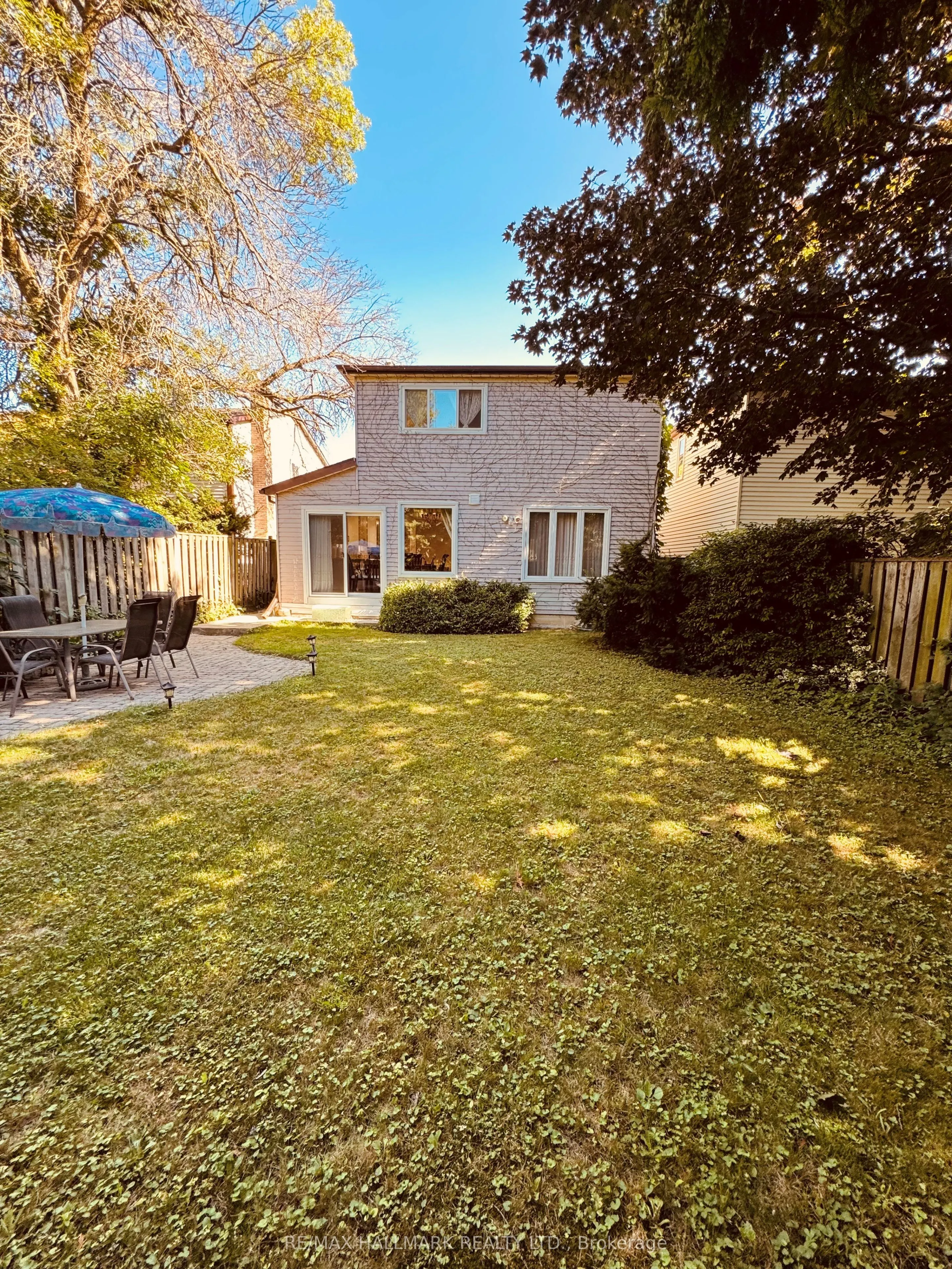 40 Lillooet Crescent